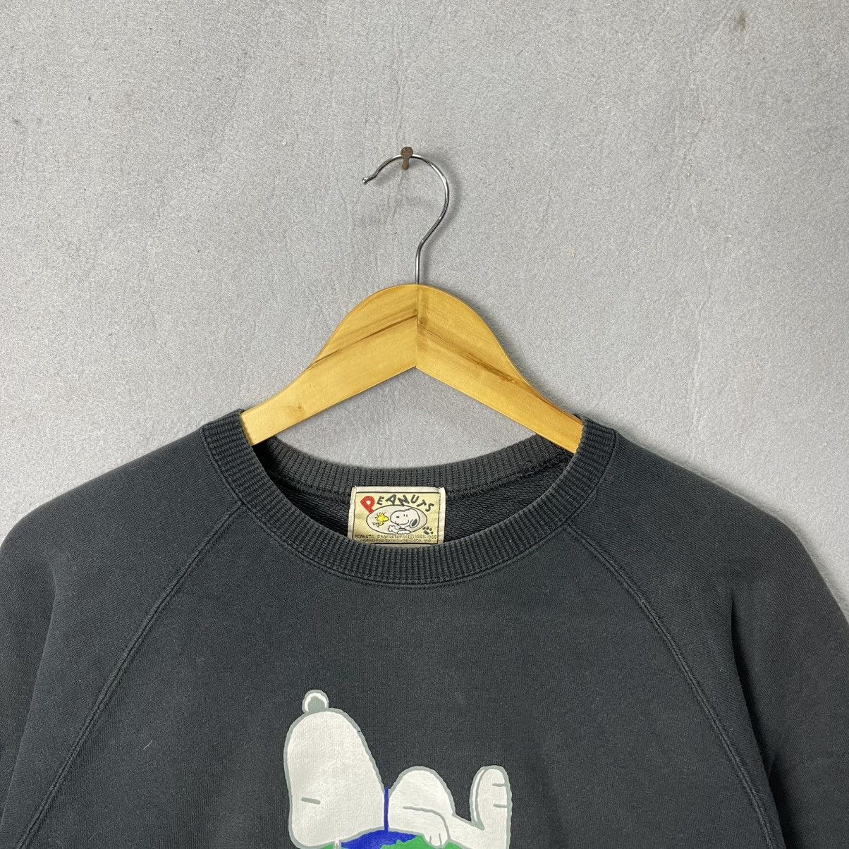 Peanuts Vintage Peanuts Snoopy Sweatshirt – USA Licensed 1980s/1990s Size US M / EU 48-50 / 2 - 3 Thumbnail