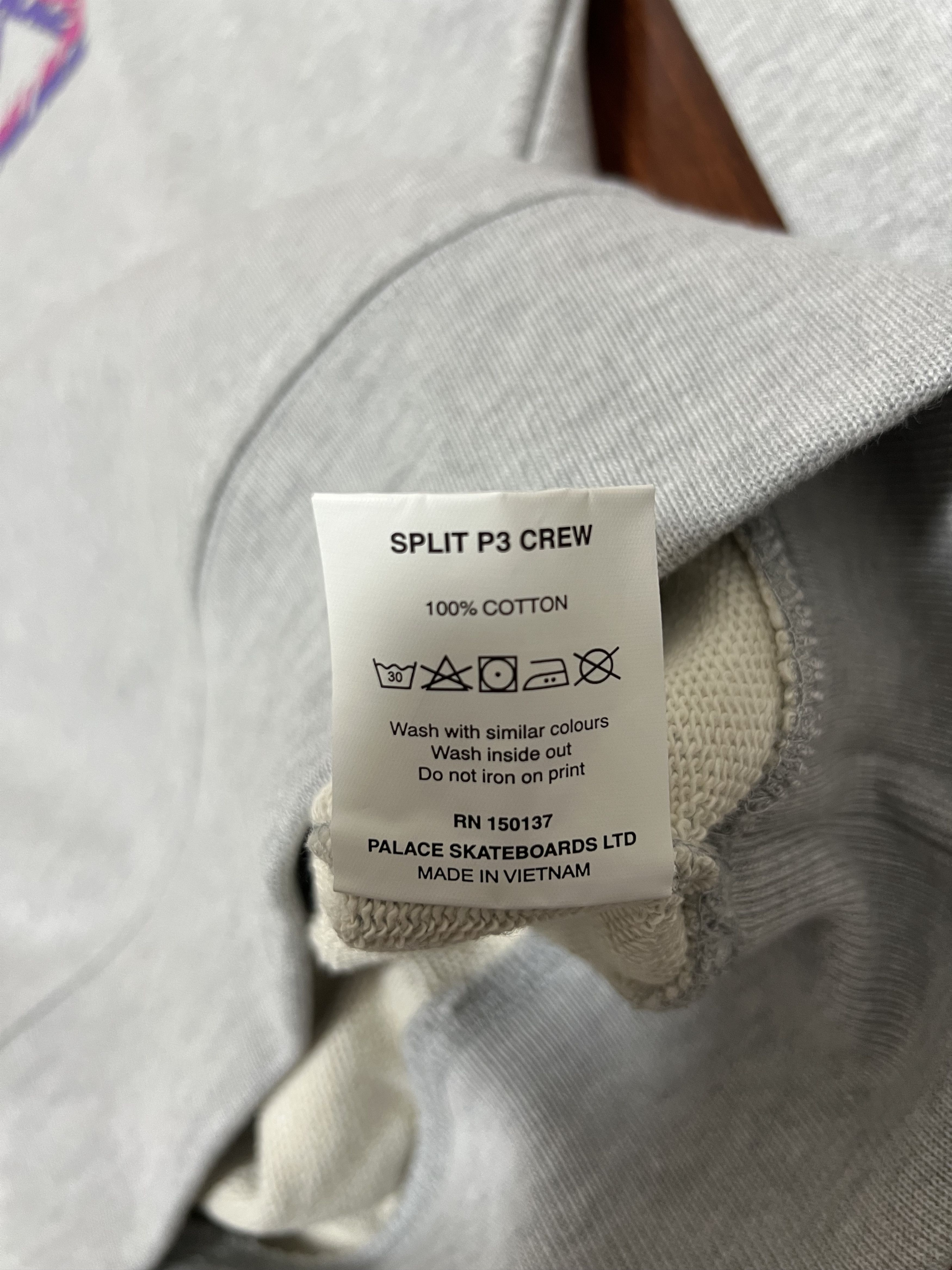 Palace 💚 2019 Palace Split P3 Crew Grey Marl Medium NEW Size US M / EU 48-50 / 2 - 9 Thumbnail