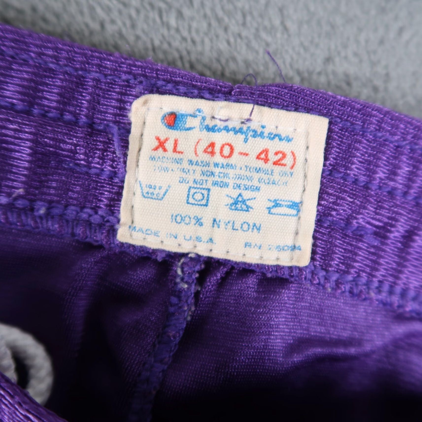Champion VINTAGE Champion Basketball Shorts Mens XL Purple Drawstring 80s Phoenix Suns Athletic Nylon Size US 36 / EU 52 - 7 Thumbnail