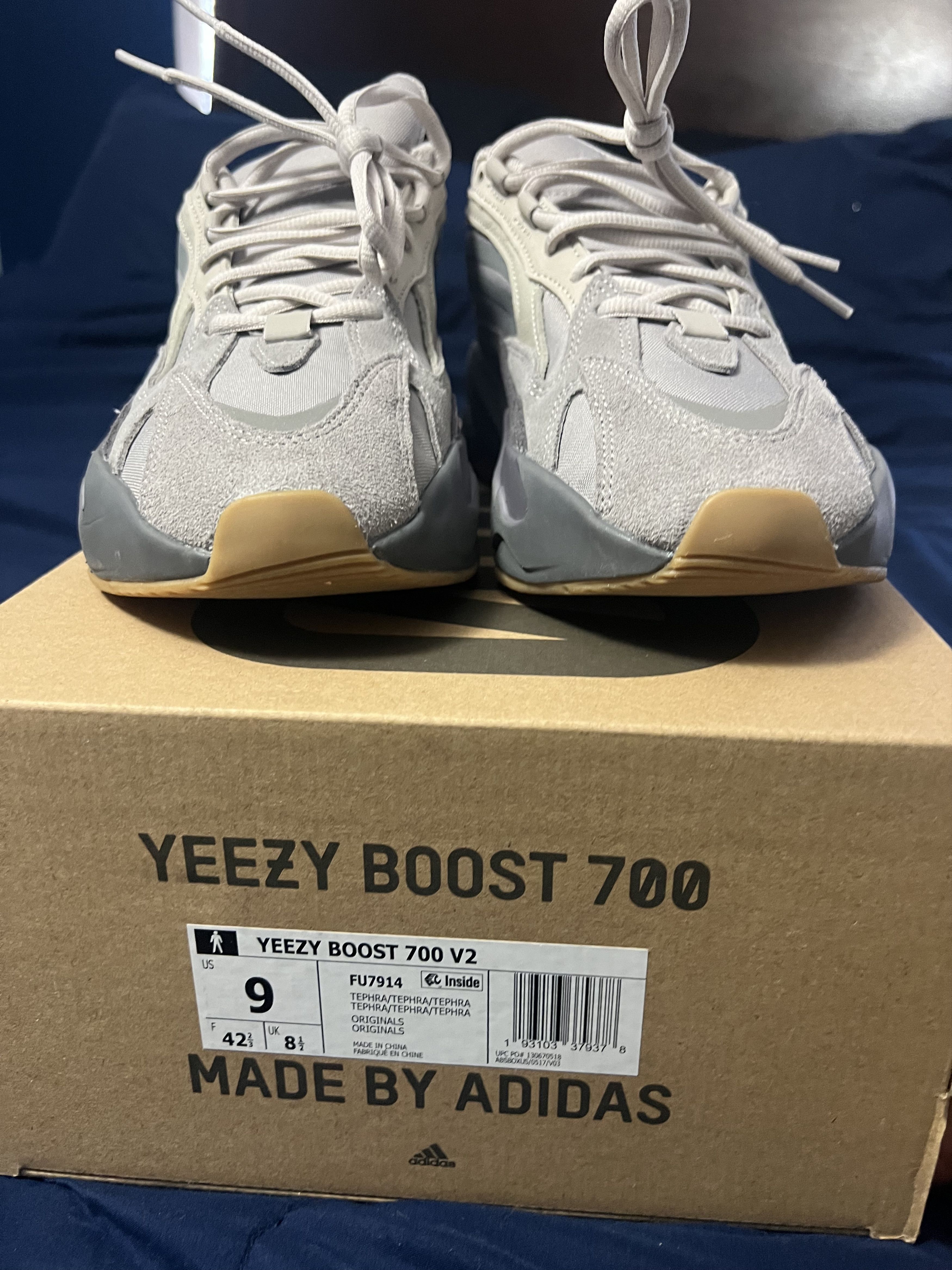 Yeezy Yeezy Boost 700 Tephra Size US 9 / EU 42 - 3 Thumbnail