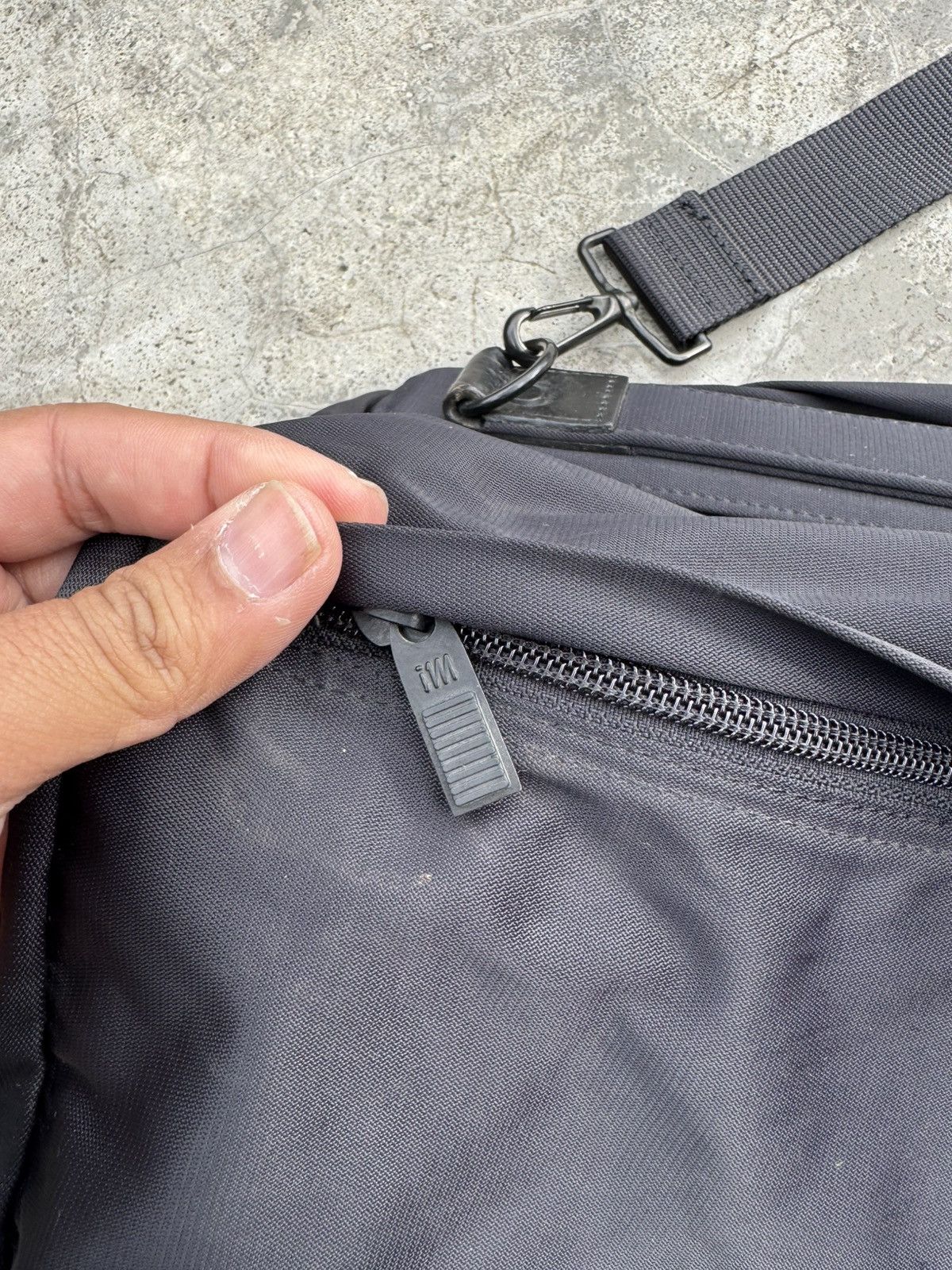 Issey Miyake Rare Beatiful Issey Miyake Design Studio Travel Garment Bag Size ONE SIZE - 4 Thumbnail