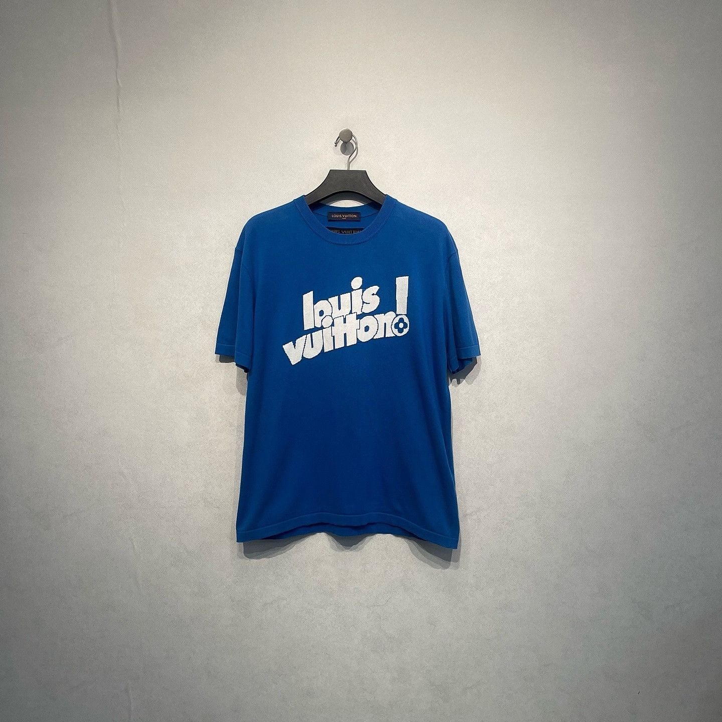 Louis Vuitton Louis Vuitton Logo T-Shirt Blue Size XL Size US XL / EU 56 / 4 - 1 Thumbnail