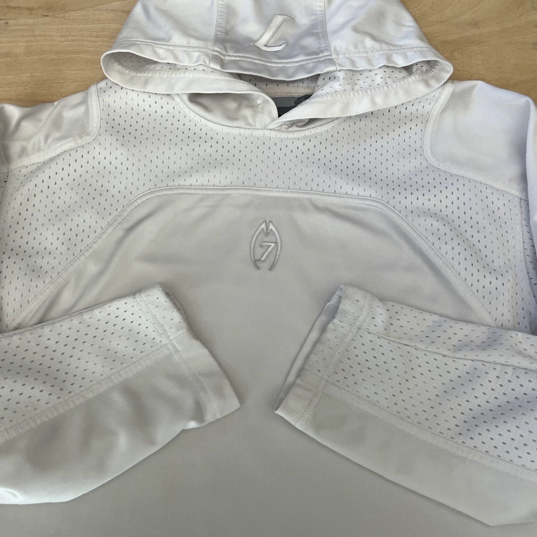 Nike VINTAGE Nike Michael Vick Hoodie L White 90s Sportswear Pullover Swoosh Nike Sportswear Logo Embroidered Men Size US L / EU 52-54 / 3 - 3 Thumbnail