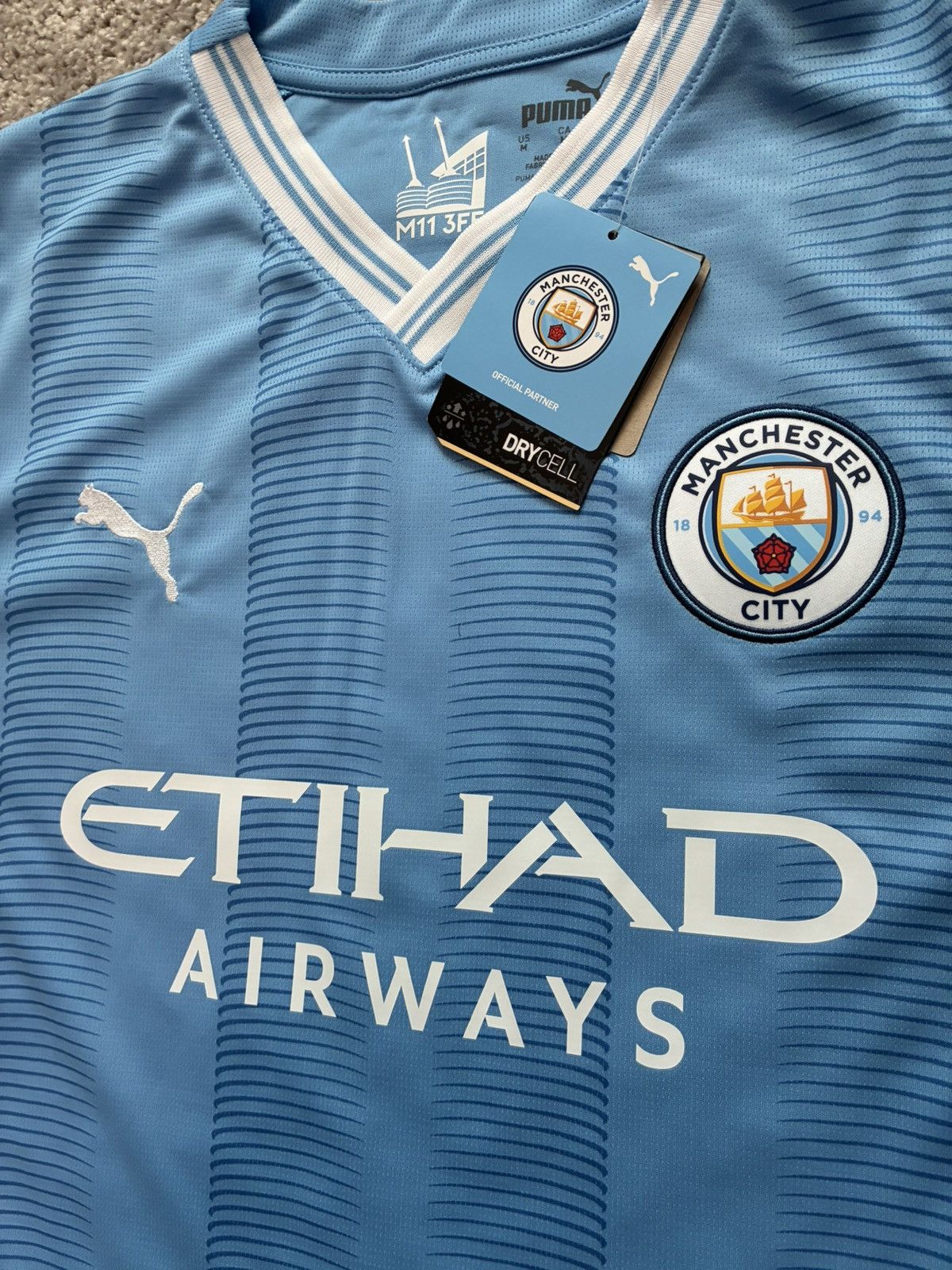 Puma 2023/2024 Manchester City Home Kit Size US M / EU 48-50 / 2 - 4 Thumbnail