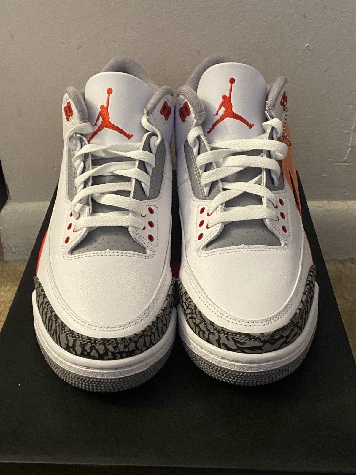 Jordan Brand Air Jrdan 3 Retro Fire Red Size US 9 / EU 42 - 3 Thumbnail