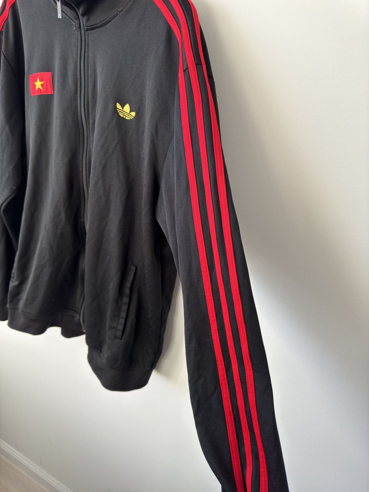 Adidas RARE Adidas Vietnam Track Jacket Size US XXL / EU 58 / 5 - 5 Thumbnail