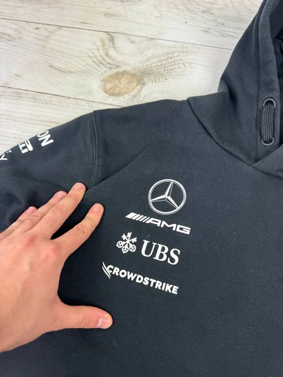Mercedes-Benz Mercedes Benz AMG Petronas Formula One F1 Racing Hoodie Size US M / EU 48-50 / 2 - 7 Thumbnail