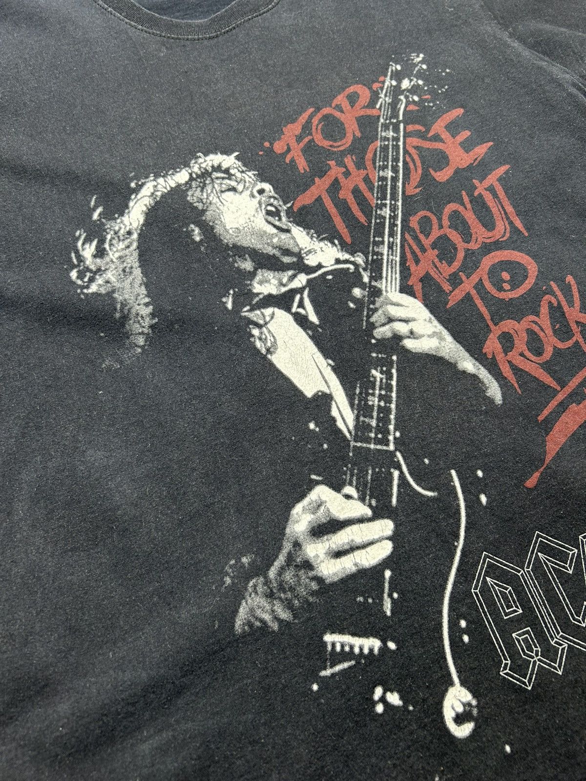 Band Tees Vintage 2004 AC DC For Those About to Rock We Salute You Tee Size US L / EU 52-54 / 3 - 7 Thumbnail