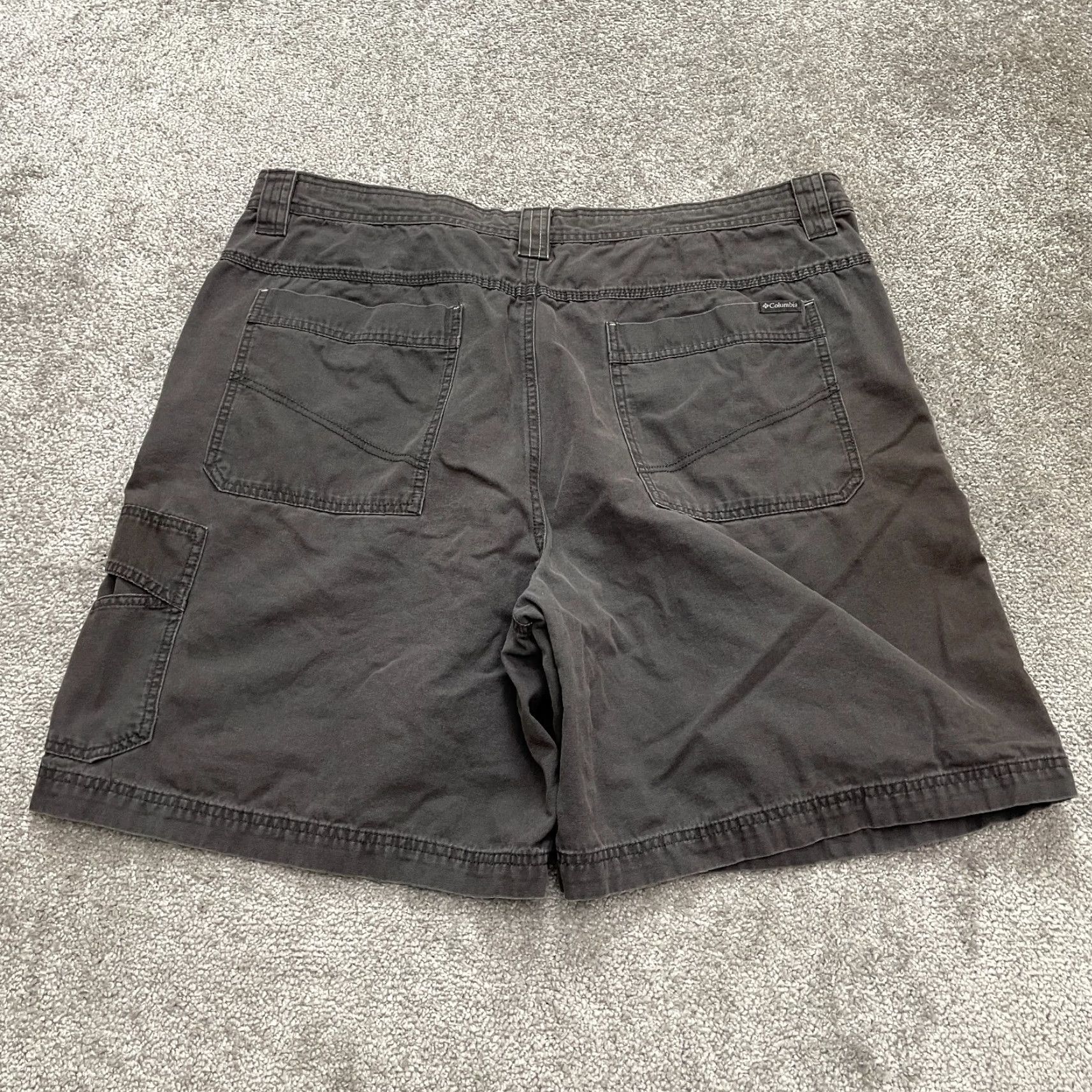 Vintage Columbia Chino Shorts Men 42L Dark Gray Cotton Casual Outdoor Size US 42 / EU 58 - 2 Thumbnail