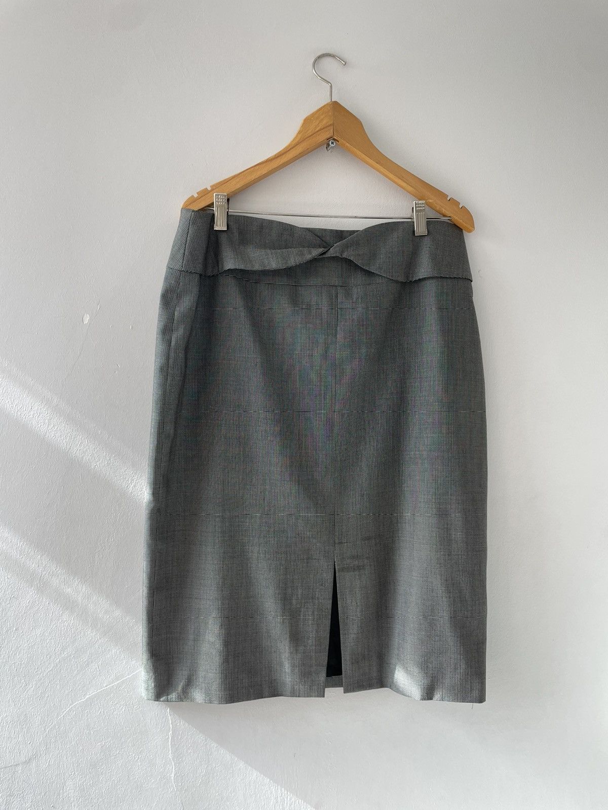 Escada Escada skirt Size 30" / US 8 / IT 44 - 5 Thumbnail
