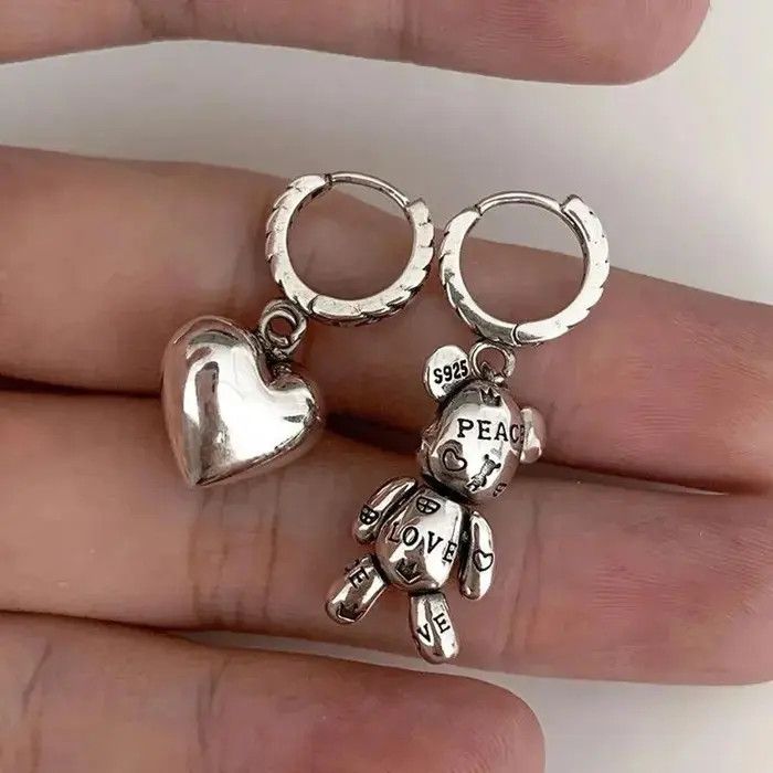Jewelry Love Bear Pendant Necklace Size ONE SIZE - 1 Thumbnail