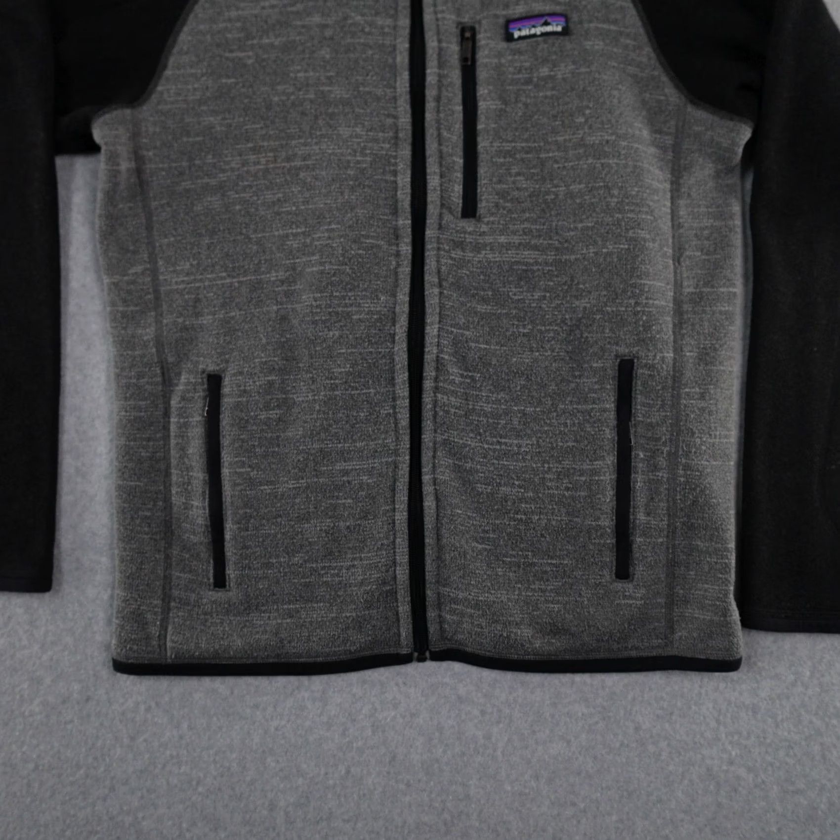 Patagonia Patagonia Sweater Adult Medium Black Gray Full Zip Hiking (21X26) Size US M / EU 48-50 / 2 - 7 Thumbnail