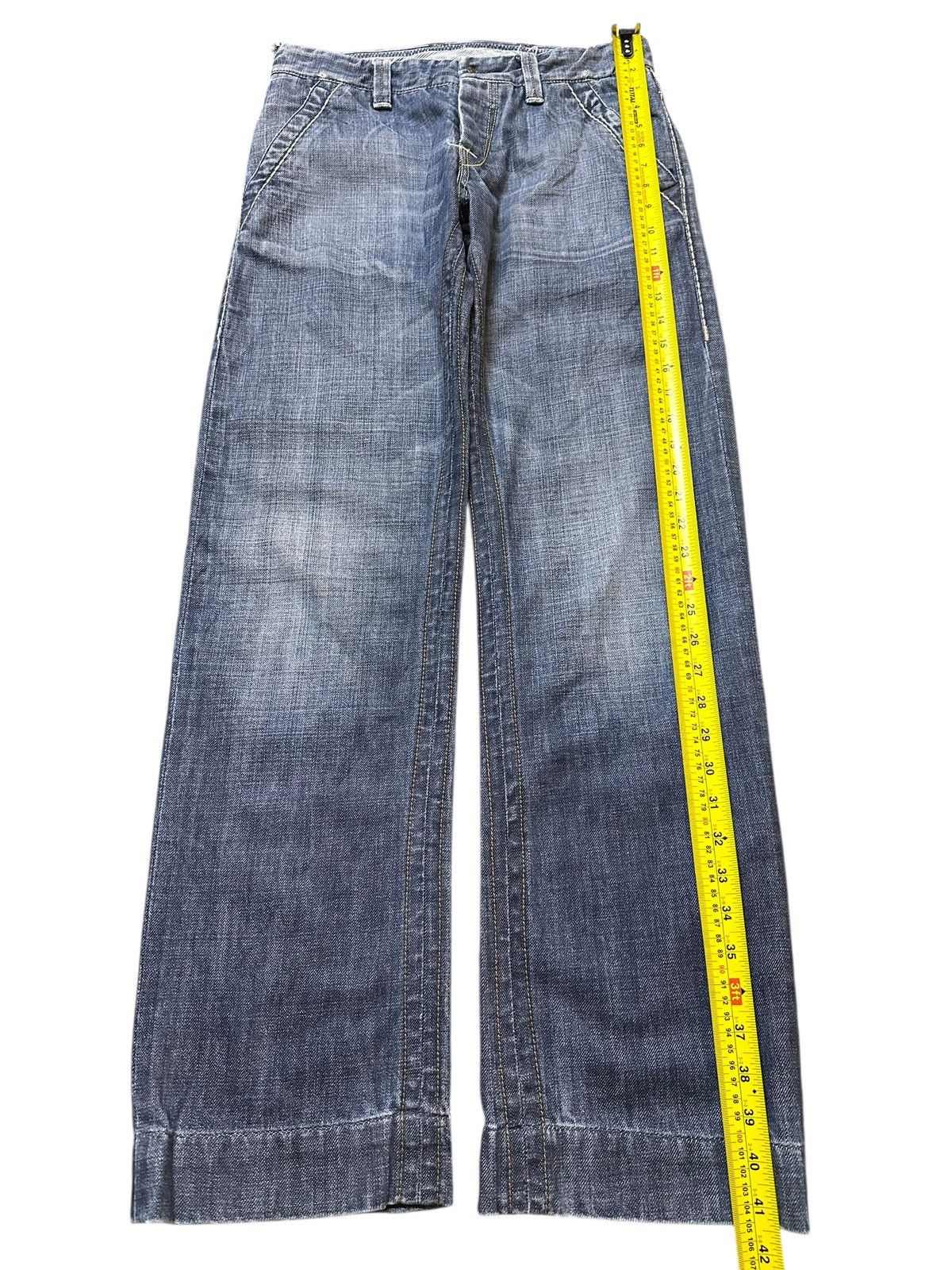 Japanese Brand Vintage Japanese Brand Blue Wash Faded Style Loose Jeans Size US 30 / EU 46 - 13 Thumbnail
