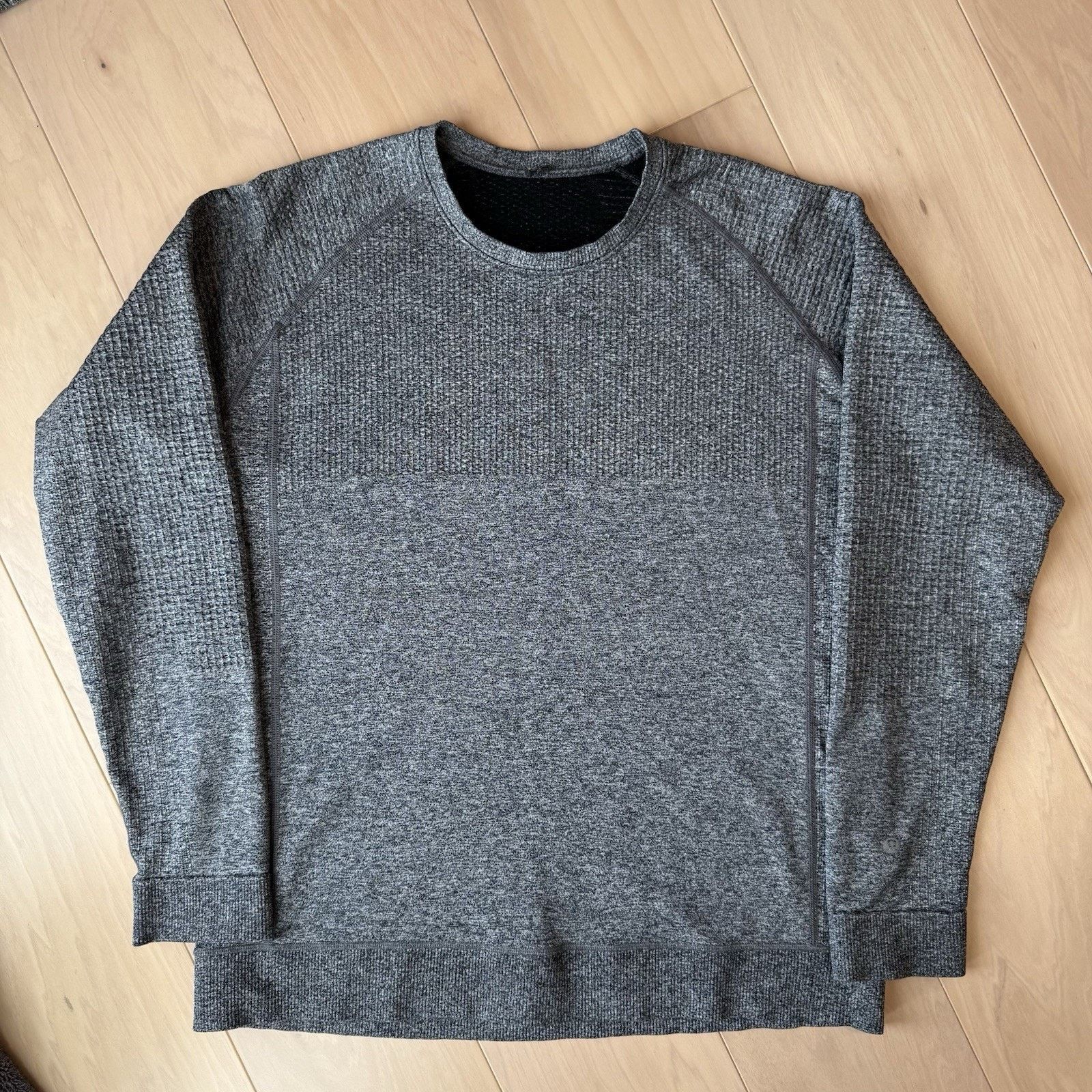 Lululemon Lululemon Engineered Warmth Crew L Gray Sweatshirt Size US L / EU 52-54 / 3 - 2 Thumbnail