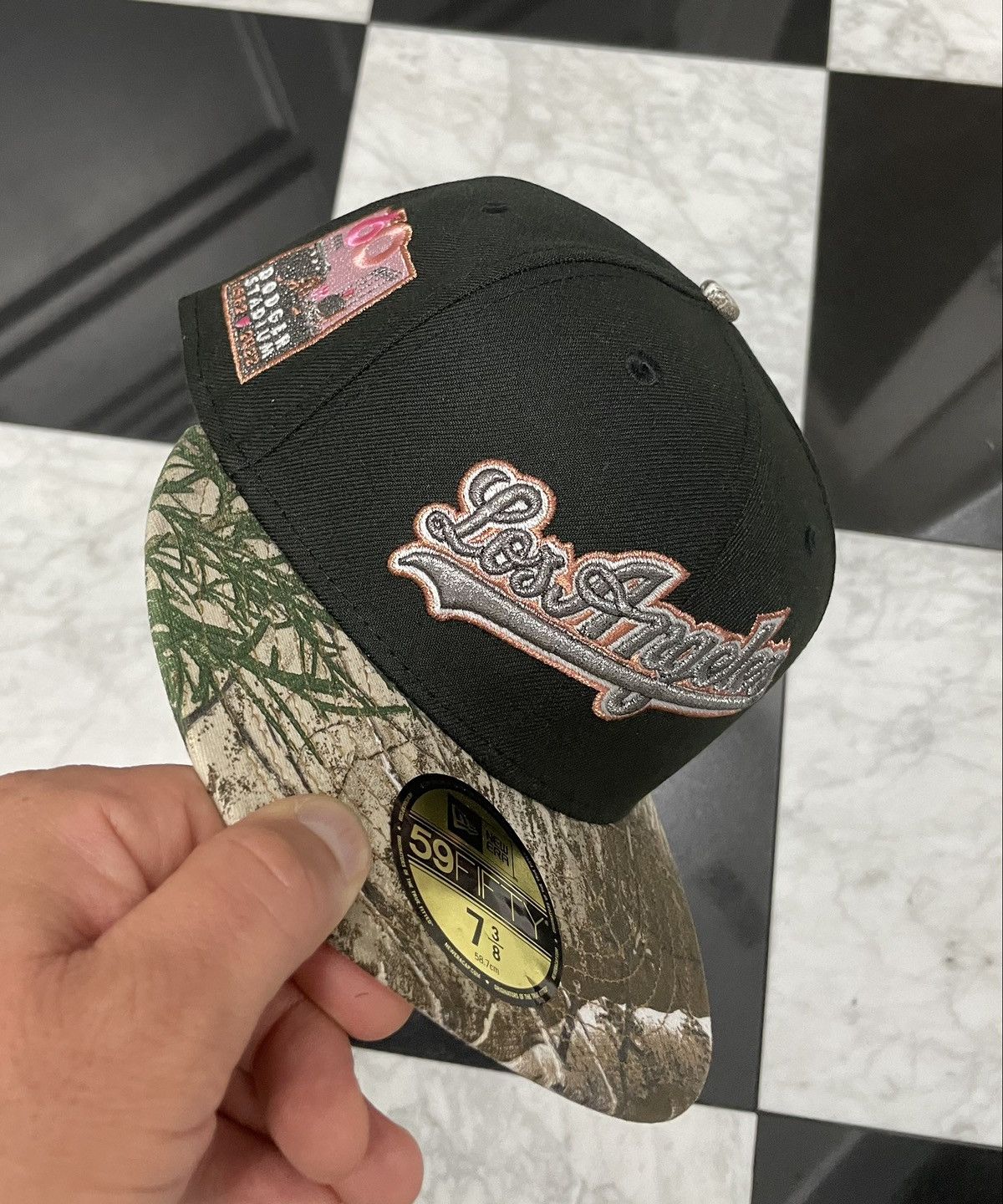 New Era 🔥 Exclusive Dodgers fitted hat with real tree brim 7 3/8 Size ONE SIZE - 2 Thumbnail