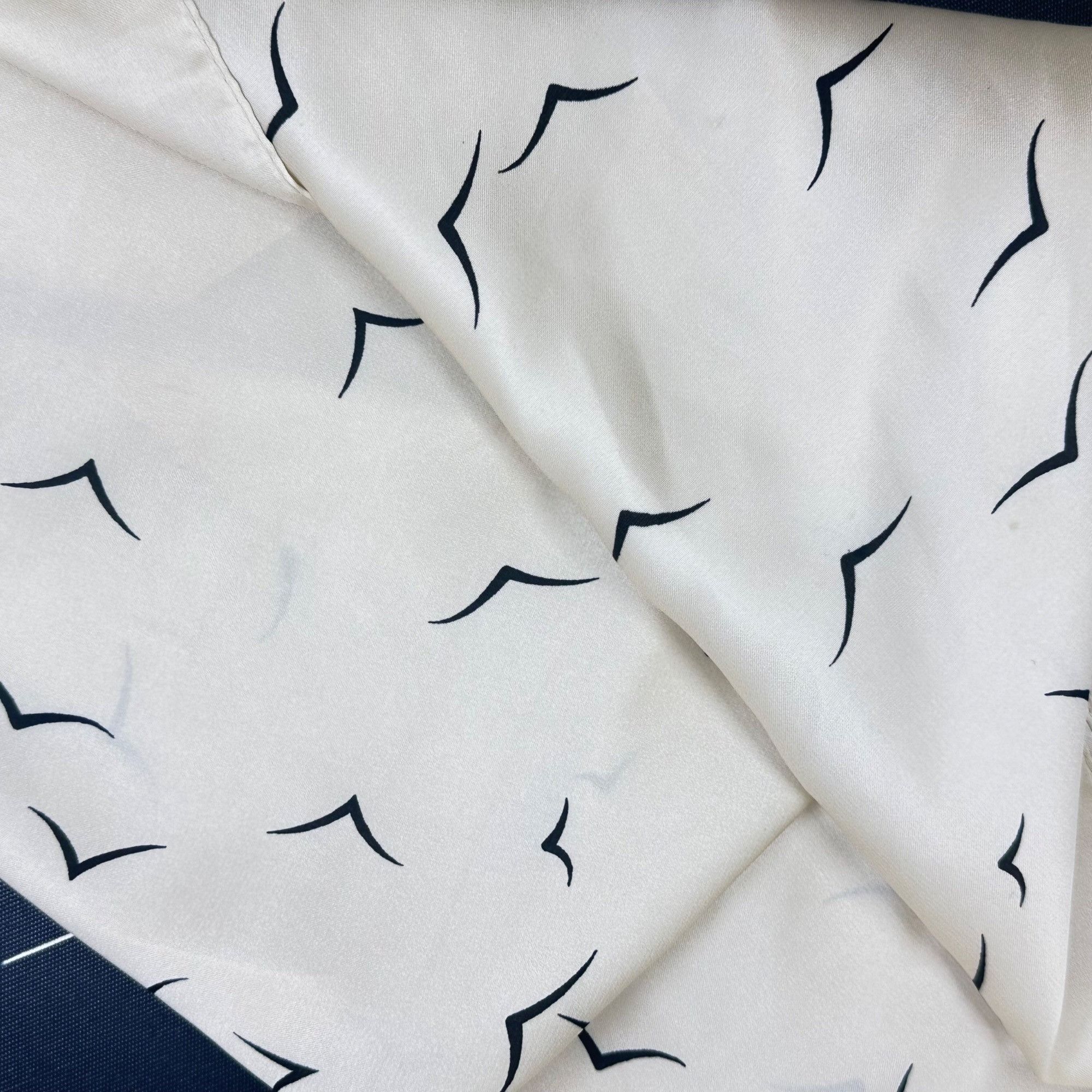 Other ⭐Soft Cream Silky Square Scarf Bird Print Luxury Bandana Ve Size ONE SIZE - 4 Thumbnail