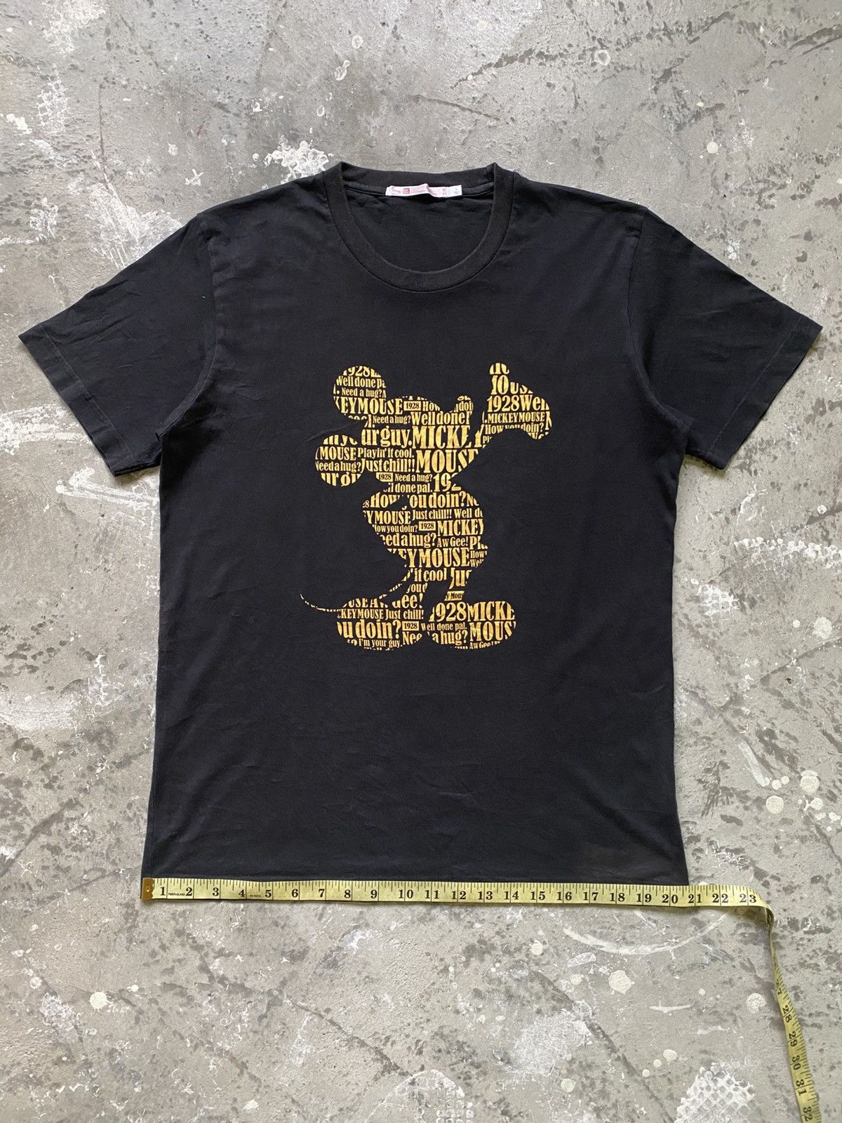 Uniqlo Uniqlo Disney Mickey Mouse Tee Size US L / EU 52-54 / 3 - 8 Thumbnail