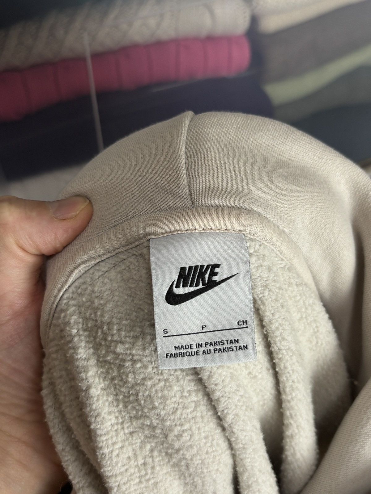 Nike Nike Center Swoosh Y2K Logo Beige Boxy Hoodie Sweatshirt Size US S / EU 44-46 / 1 - 7 Thumbnail