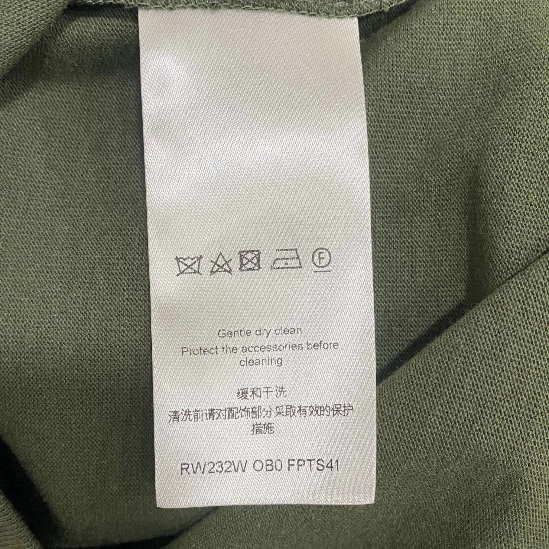 Louis Vuitton LV short-sleeve tee XS new tags Size XS / US 0-2 / IT 36-38 - 5 Thumbnail