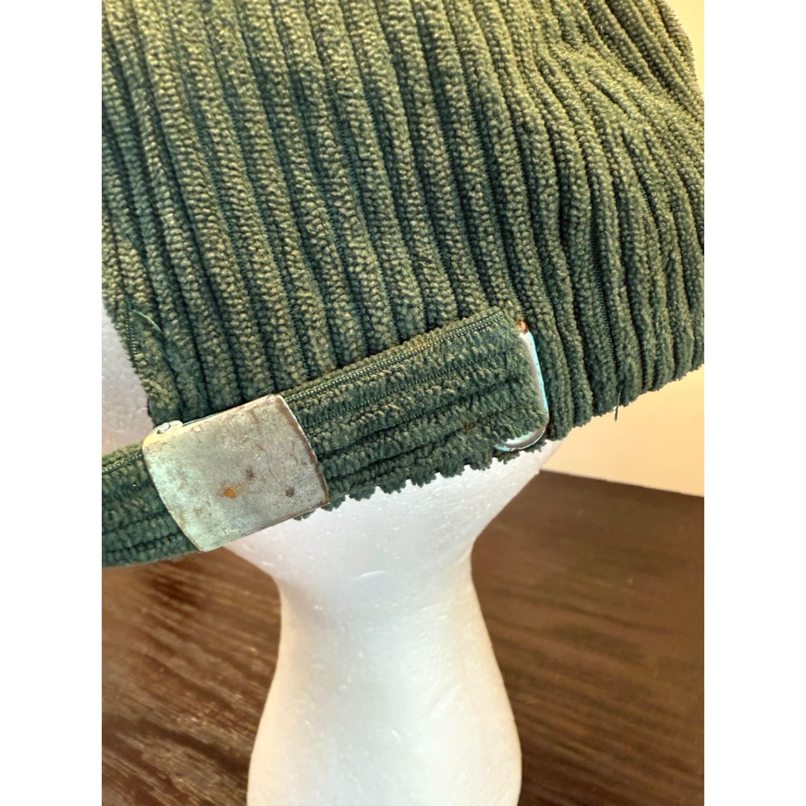 Free & Easy FREE & EASY Men's Green Corduroy Strapback Cap Adjustable Skate Surf Retro Classic Sports Size ONE SIZE - 4 Thumbnail