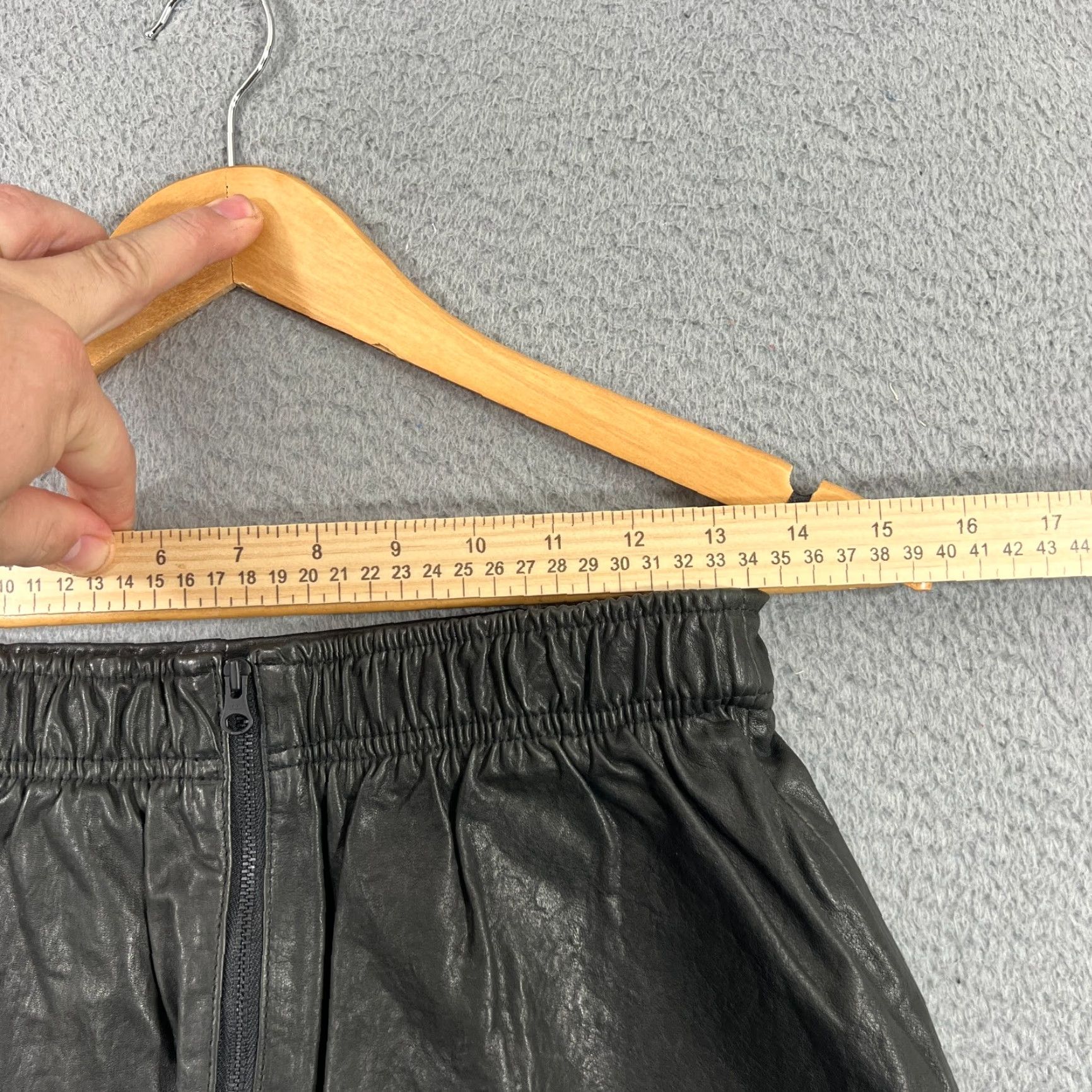 Nike NIKE 100% Lamb Leather High Low Zipper Skirt Women's Medium Black Party/Cocktail Size 32" / US 10 / IT 46 - 3 Thumbnail