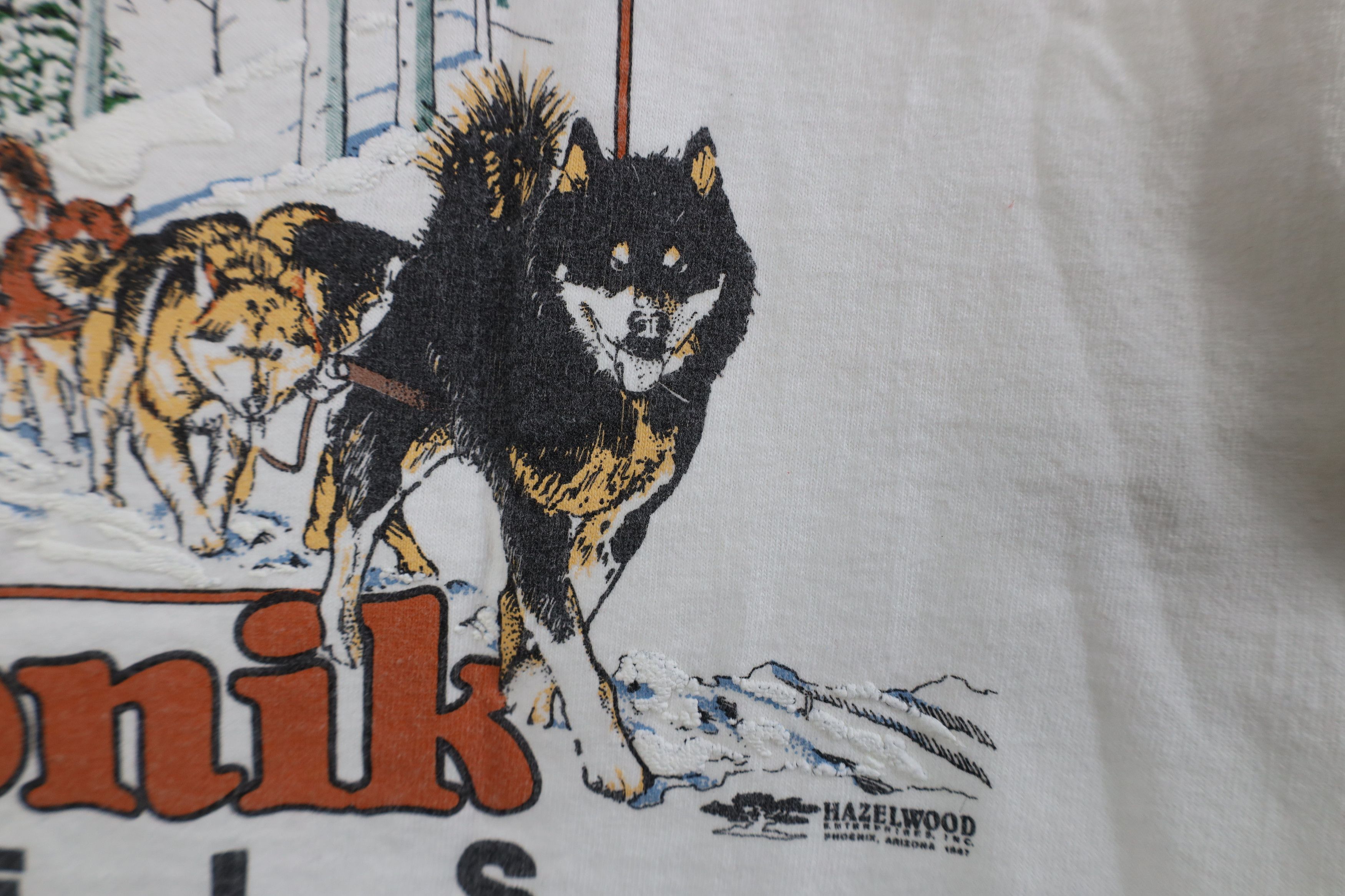 Vintage Vintage 90s Kennels Dog Sledding Race T-Shirt White USA Size US L / EU 52-54 / 3 - 10 Thumbnail