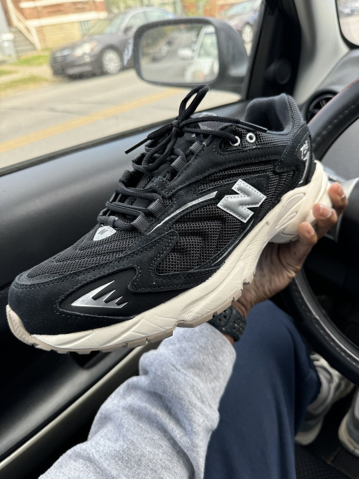 New Balance New Balance 725 Size US 11 / EU 44 - 5 Thumbnail