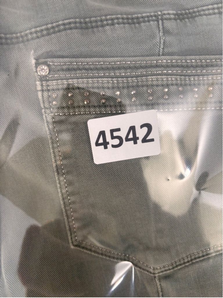 White House Black Market Women's White House Black Market Green Cargo Pants Size 2R Size 28" / US 6 / IT 42 - 14 Thumbnail