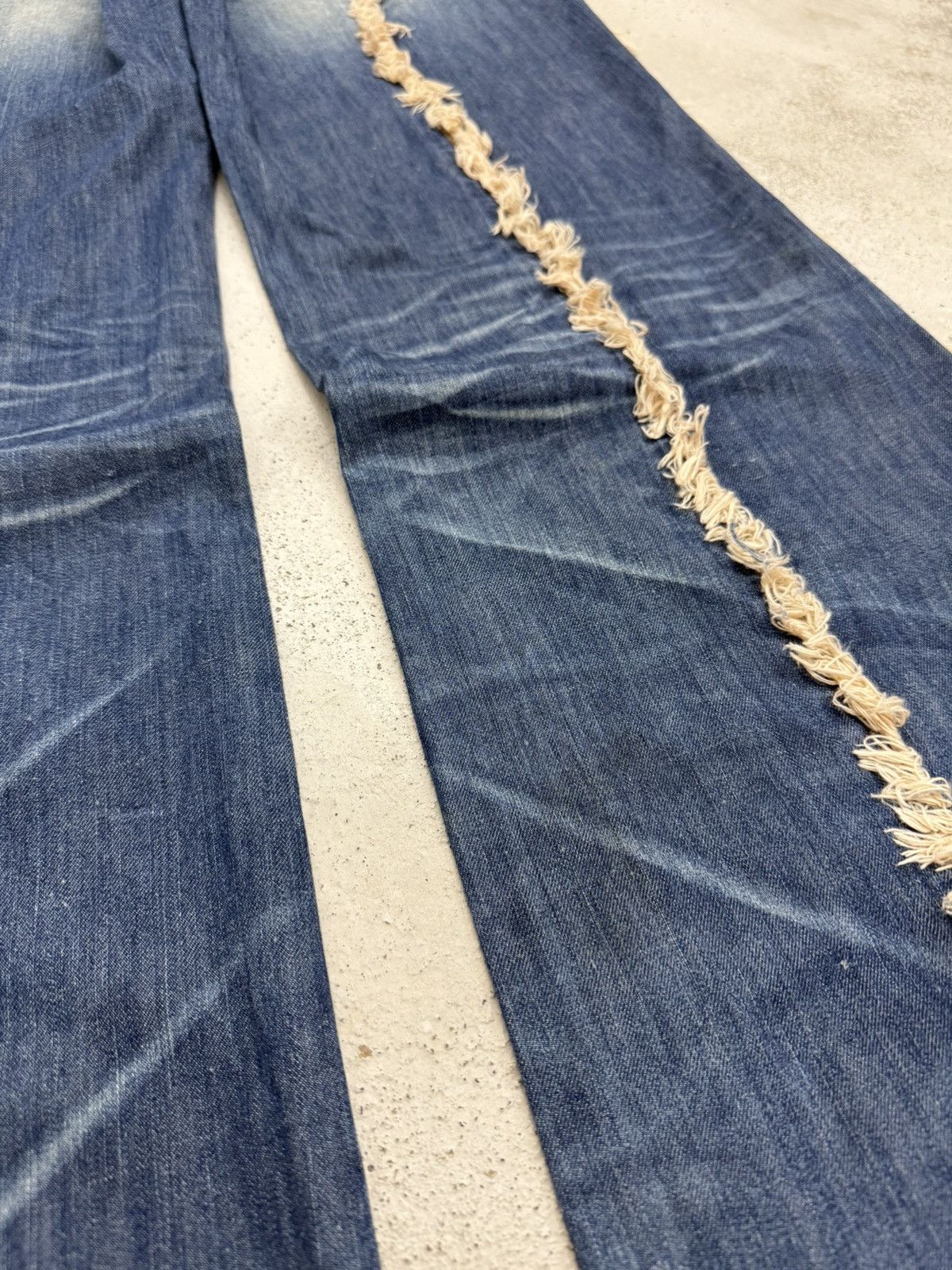 Japanese Brand d.i.a. jeans LGB Style Flare Unisex Denim Pants Size US 28 / EU 44 - 13 Thumbnail