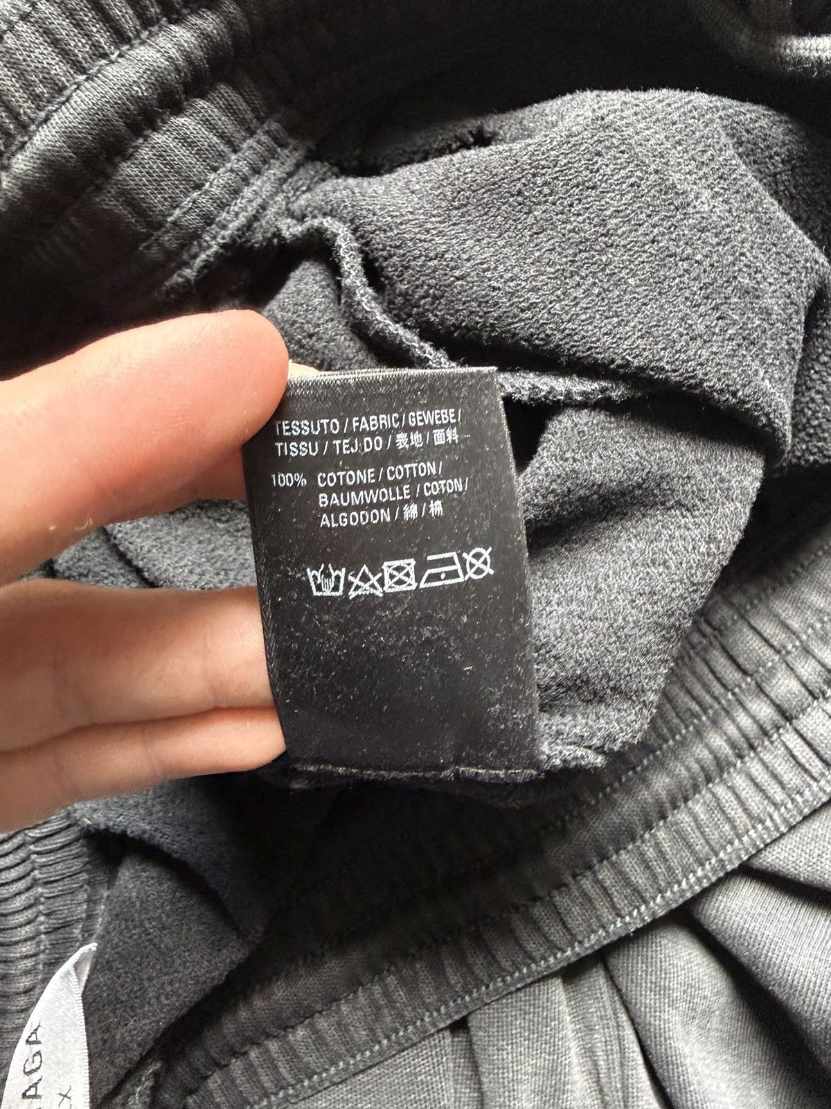 Balenciaga Balenciaga Cropped Sweatpants washed black Size US 32 / EU 48 - 13 Thumbnail