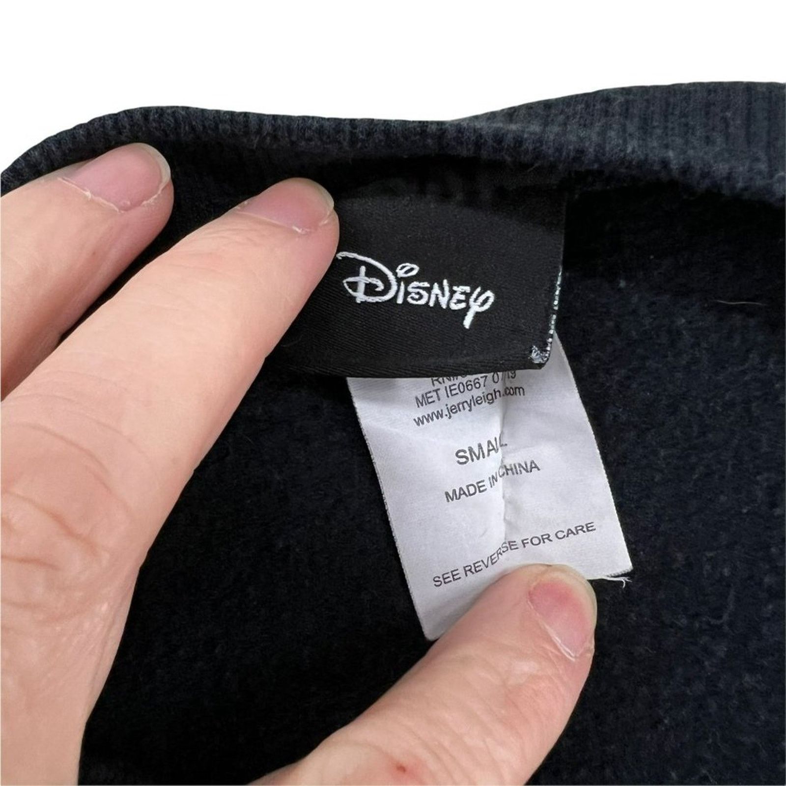 Disney Disney Winnie the Pooh Bear Black Crew Neck Pullover Size S / US 4 / IT 40 - 5 Thumbnail