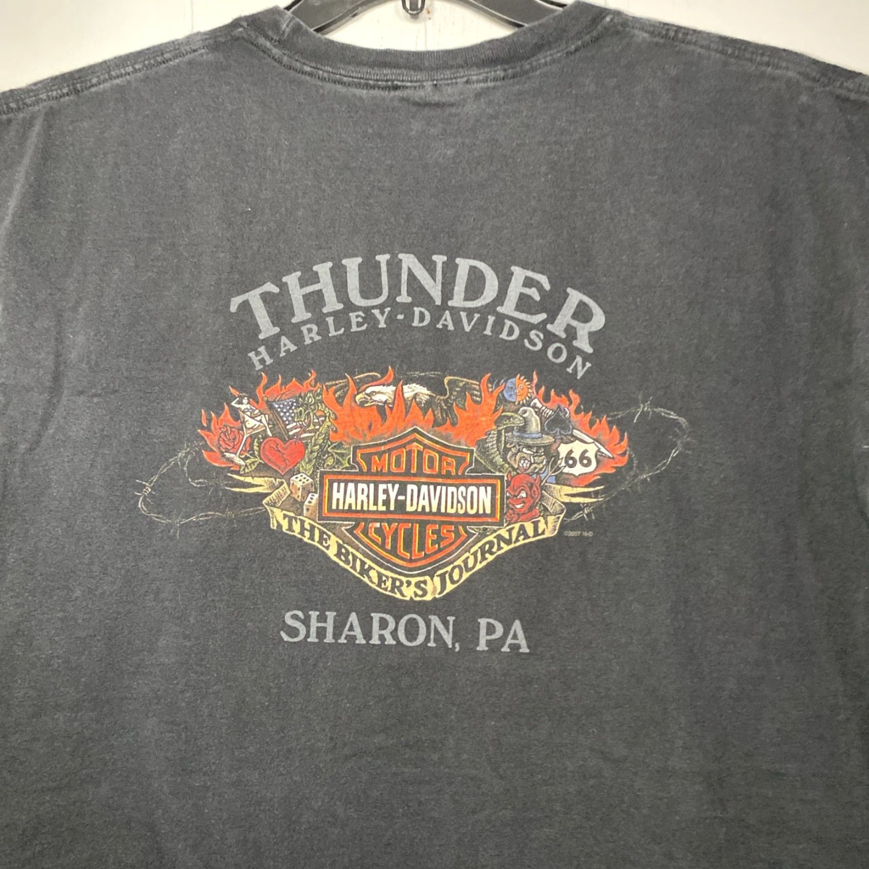 Harley Davidson VINTAGE Harley-Davidson Jester T Shirt Sleeveless XL Black 90s Biker Motorcycle Mens Shirt Size US XL / EU 56 / 4 - 6 Thumbnail