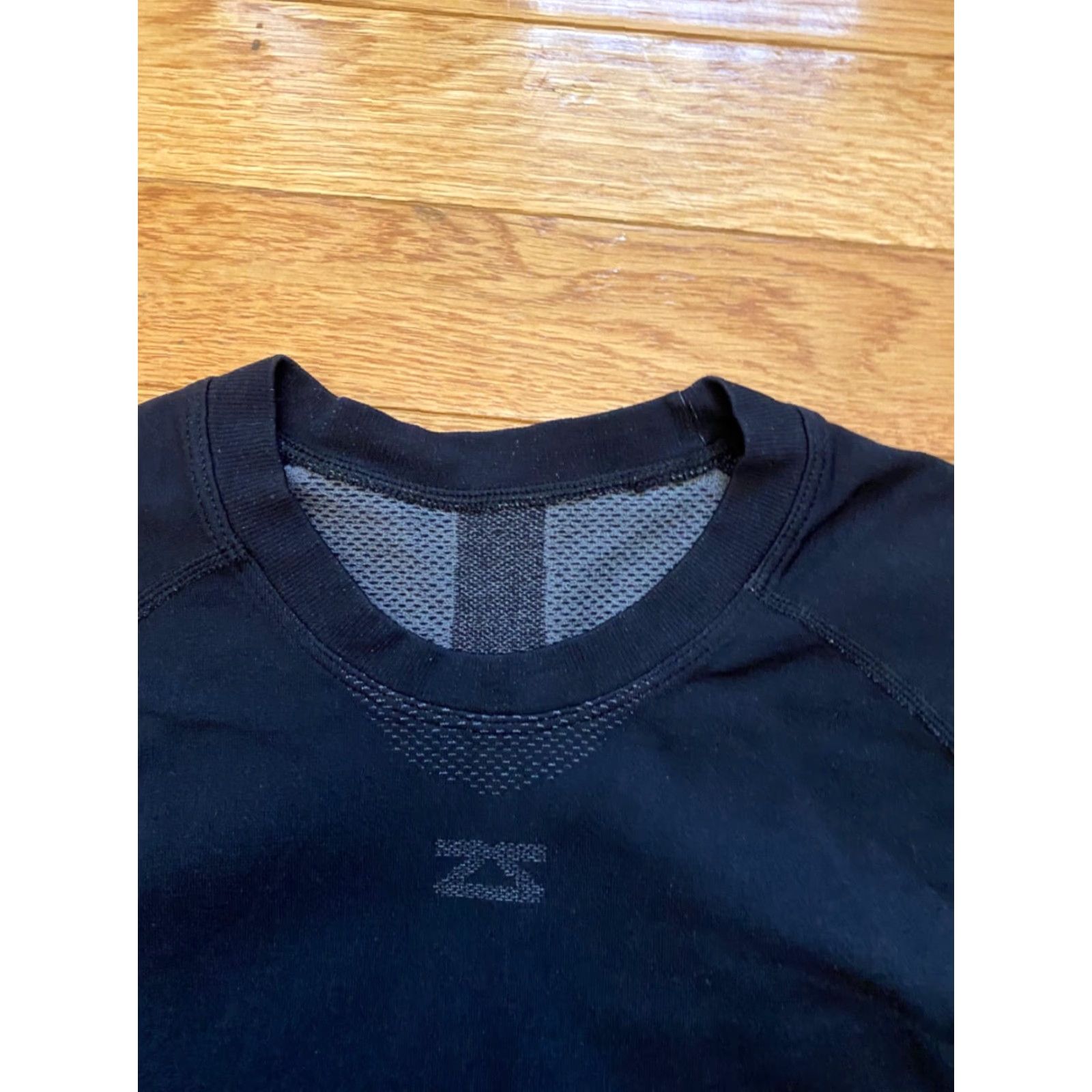 Vintage Zensah Mens Seamless Short Sleeve Running Shirt sz M Athletic Compression Shirt Size US M / EU 48-50 / 2 - 3 Thumbnail