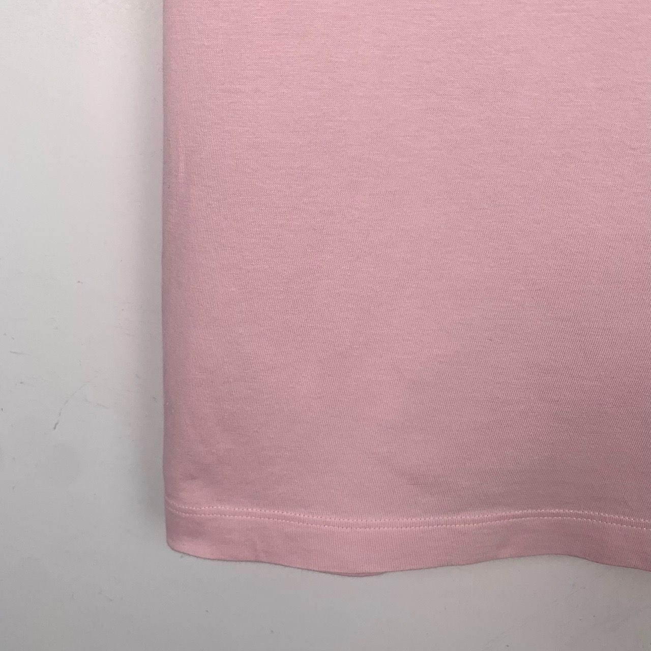 Louis Vuitton Louis Vuitton Pink Cotton T-Shirt With Chain Detail & Logo D Size M / US 6-8 / IT 42-44 - 6 Thumbnail