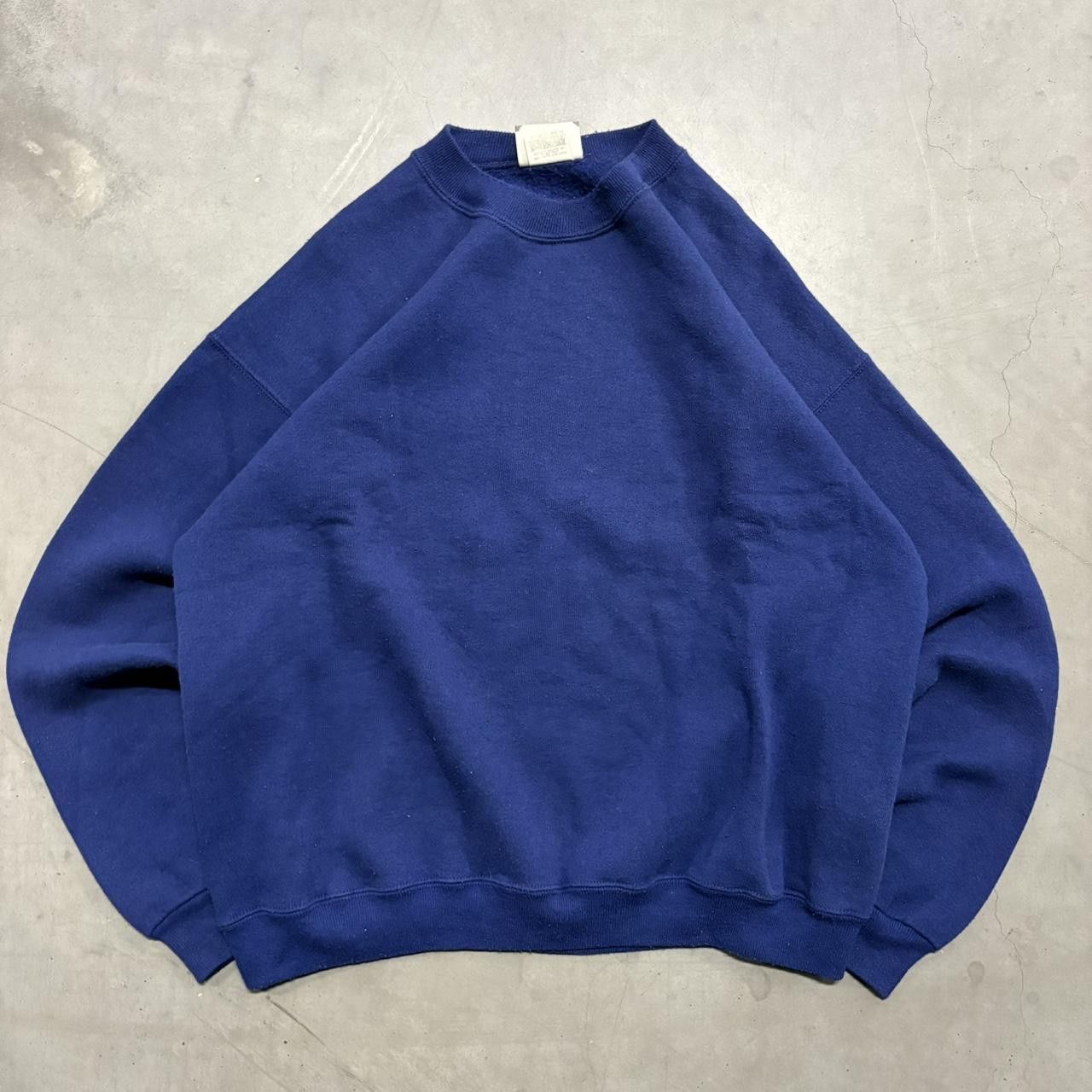 Vintage Crazy Vintage Y2K/2000s Blank Heavyweight Lee Navy Blue Crewneck Sweatshirt! Size US L / EU 52-54 / 3 - 1 Thumbnail