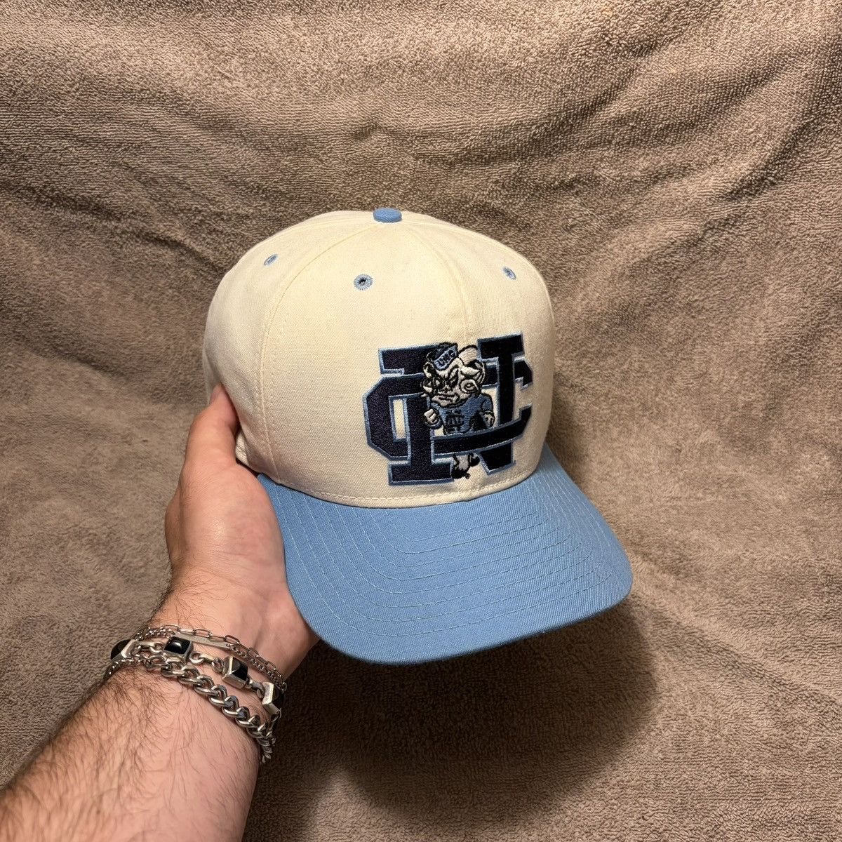 New Era Vintage 90s New Era UNC Tar Heels Pro Model Snapback Hat Size ONE SIZE - 1 Thumbnail
