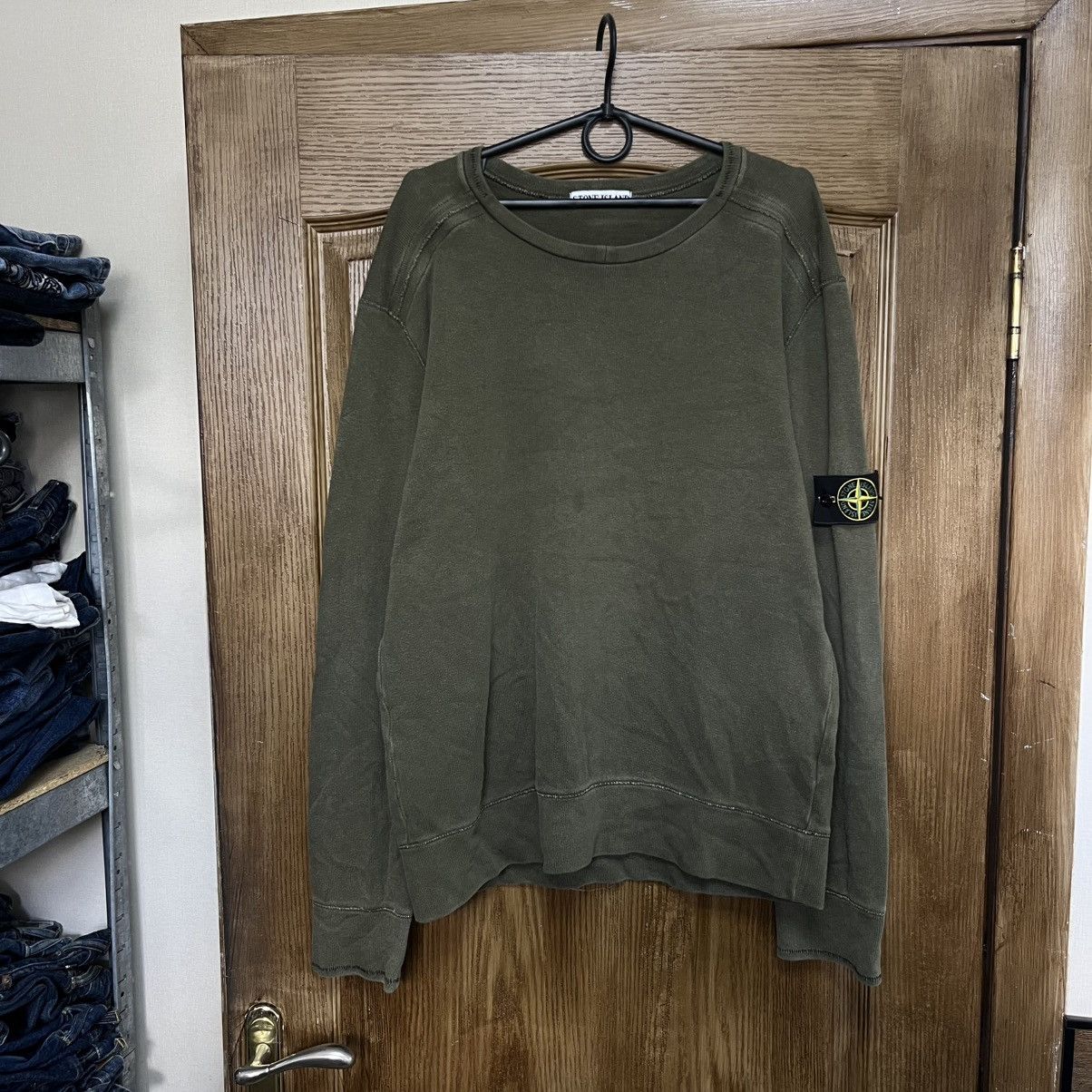 Stone Island Vintage Stone Island Sweatshirt Size US L / EU 52-54 / 3 - 1 Thumbnail