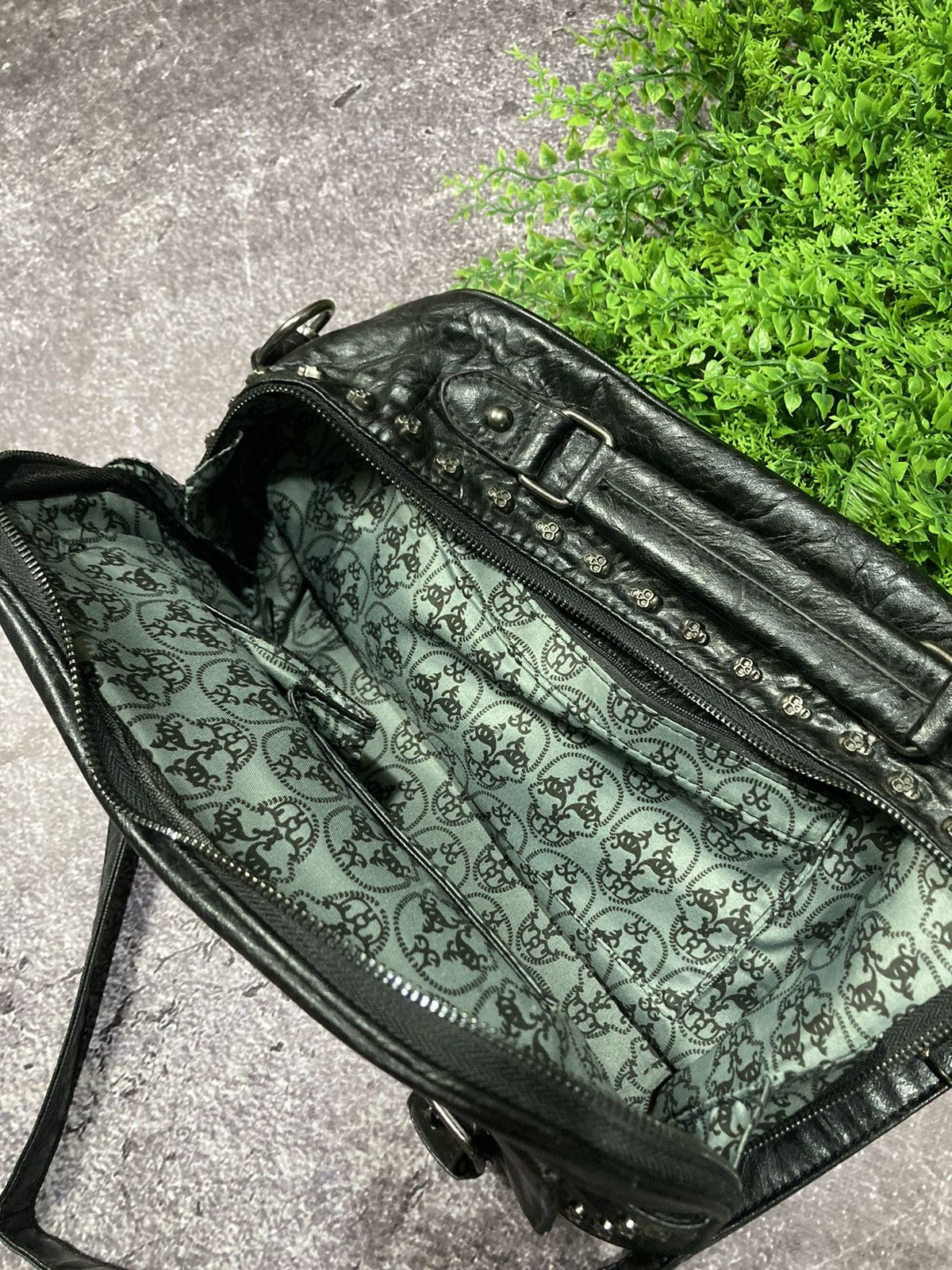 Other Vintage Thomas Wylde Metal Skull Logo Monogram Leather Bag Size ONE SIZE - 13 Thumbnail