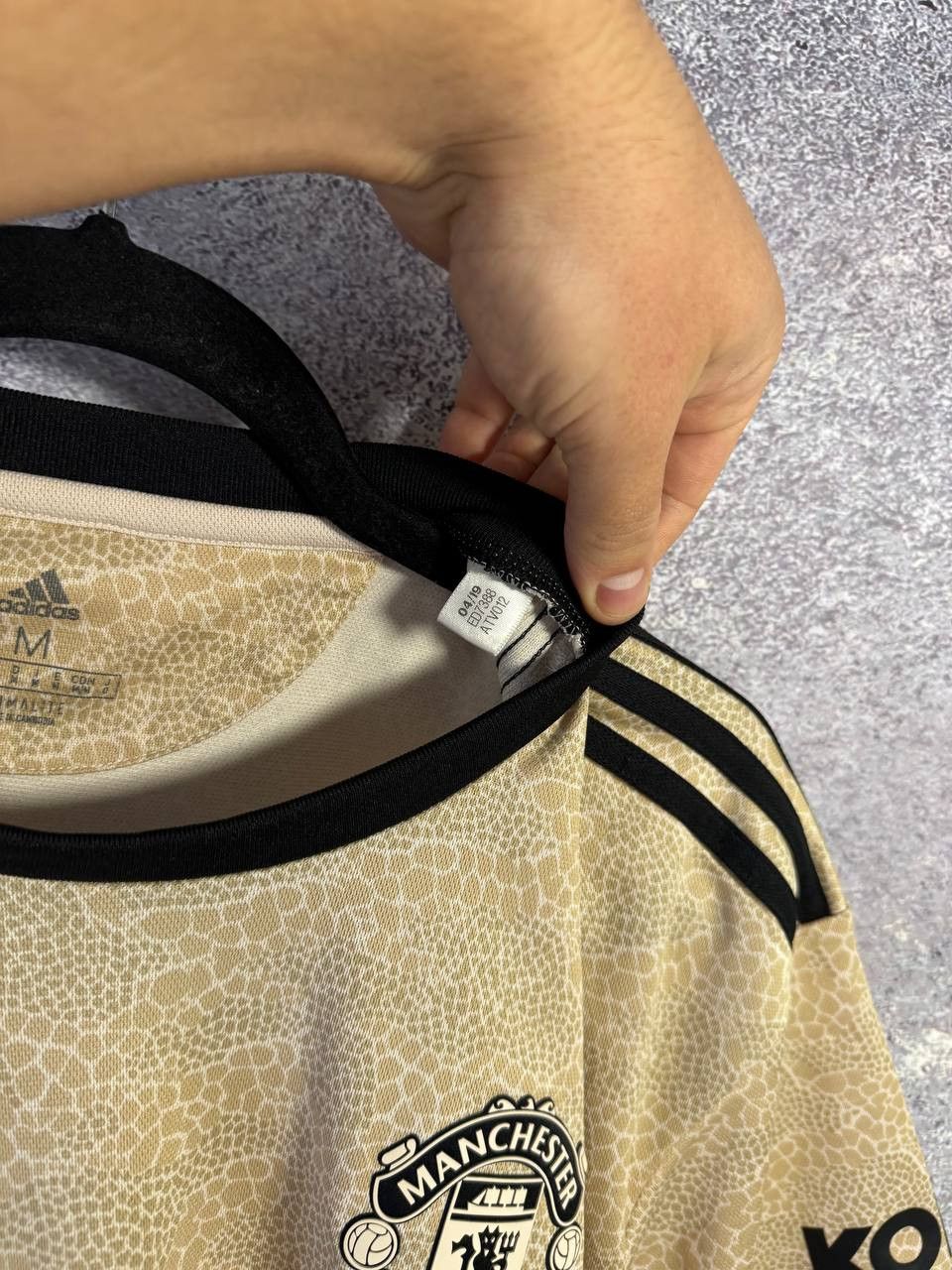 Adidas Vintage Manchester United 2019/20 Third Adidas Soccer Jersey Size US M / EU 48-50 / 2 - 5 Thumbnail