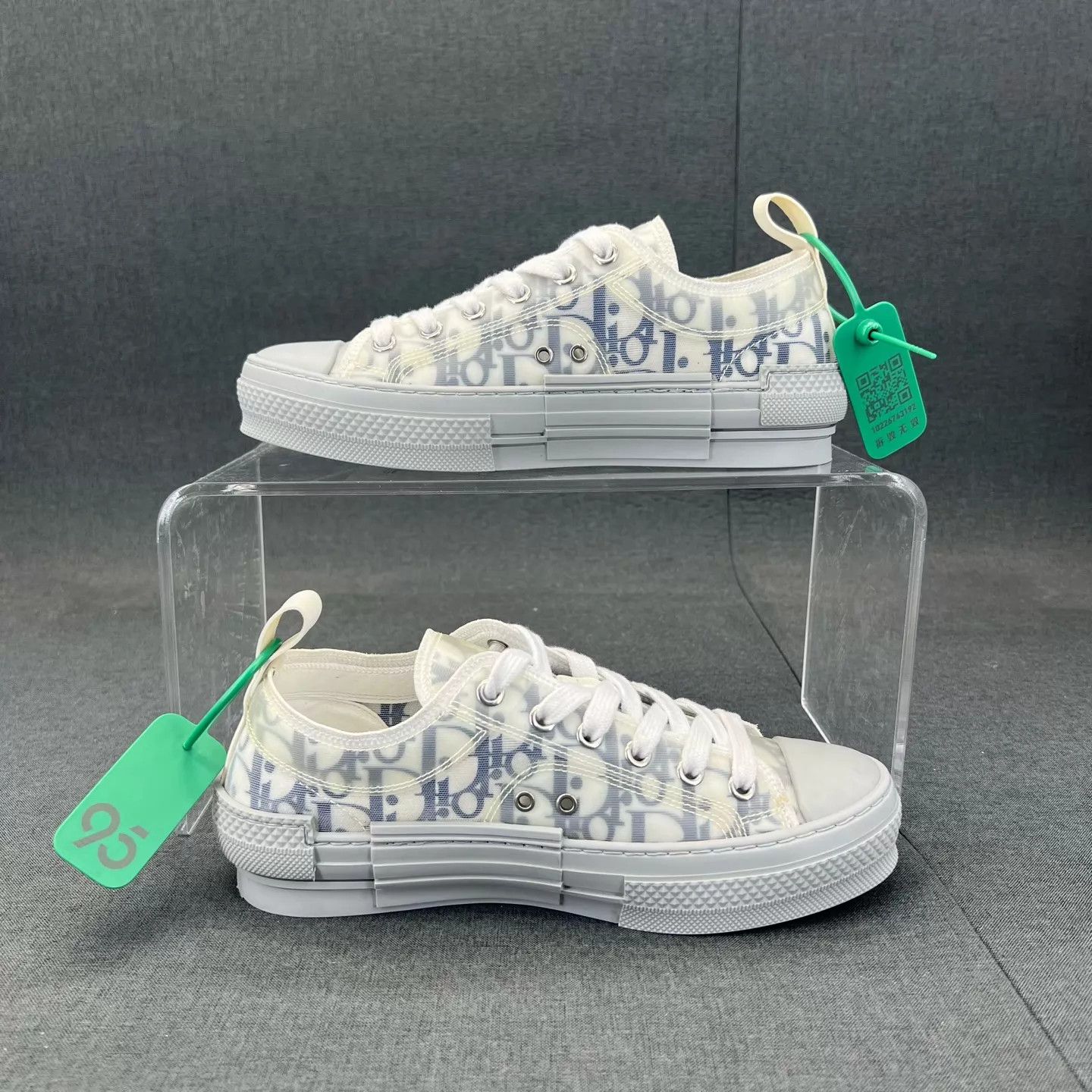 Dior Dior B23 White Blue Gray 36 Worn Once Size US 5.5 / IT 35.5 - 3 Thumbnail
