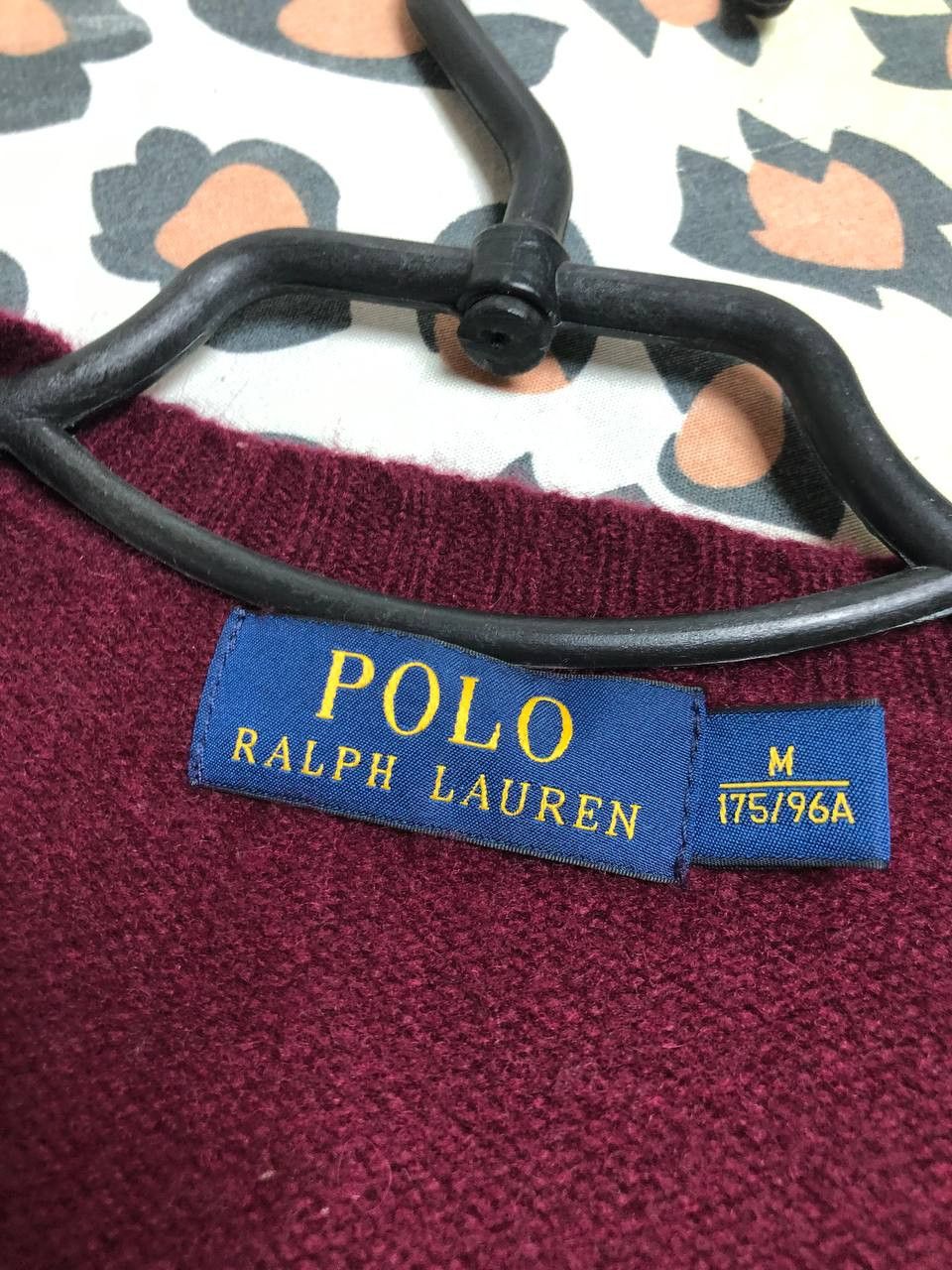 Polo Ralph Lauren Vintage Polo Ralph Lauren Wool V-Neck Sweater Luxury Size US M / EU 48-50 / 2 - 2 Thumbnail