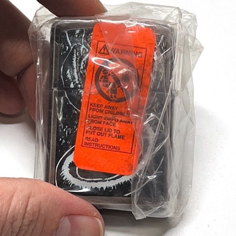 Zippo Vintage Zippo – Black Leopard Barrett Smythe – 1995 NIB Size ONE SIZE - 8 Thumbnail