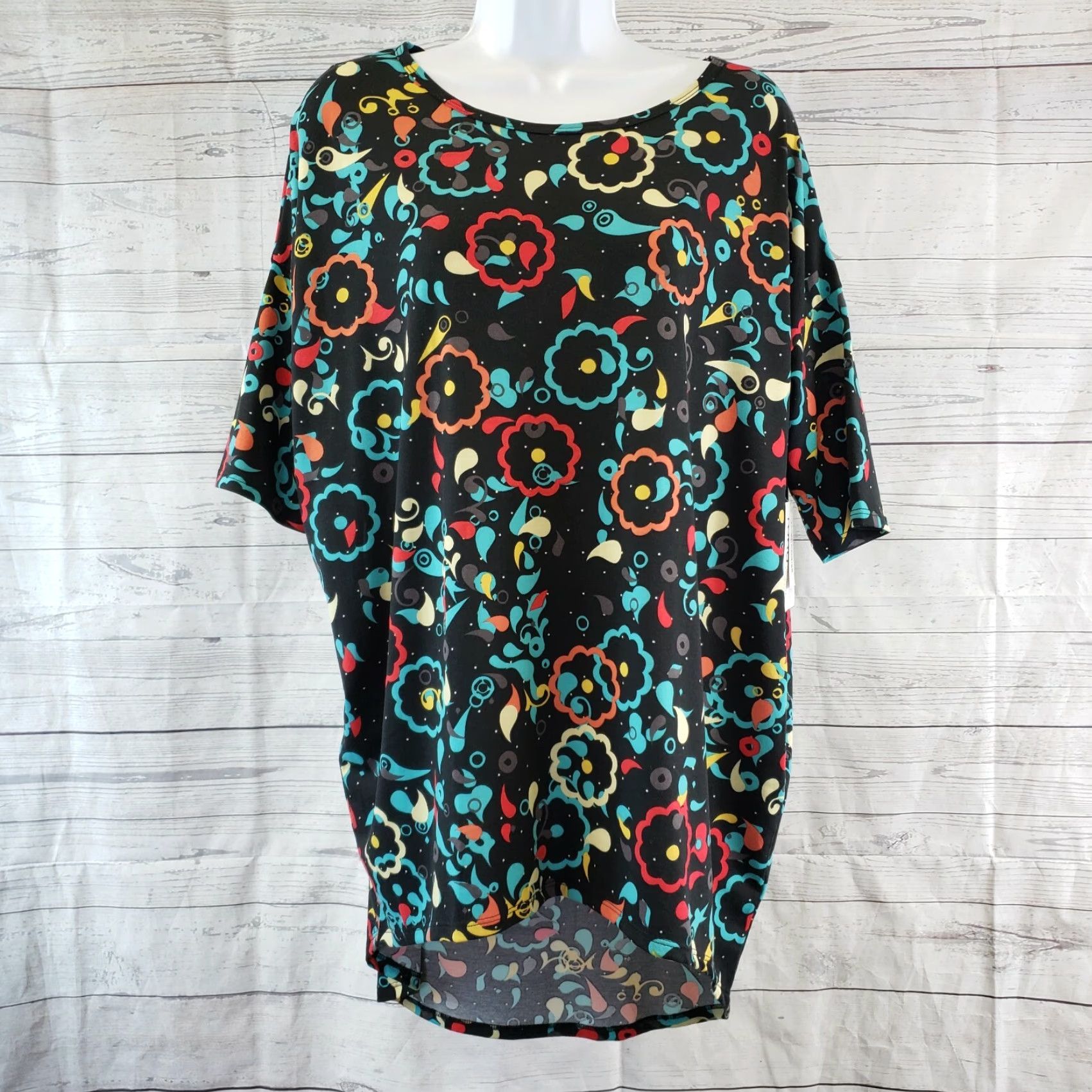 Vintage LuLaRoe Irma Top Shirt Womens Small Black Teal Floral Short Sleeve Tunic Size S / US 4 / IT 40 - 2 Thumbnail