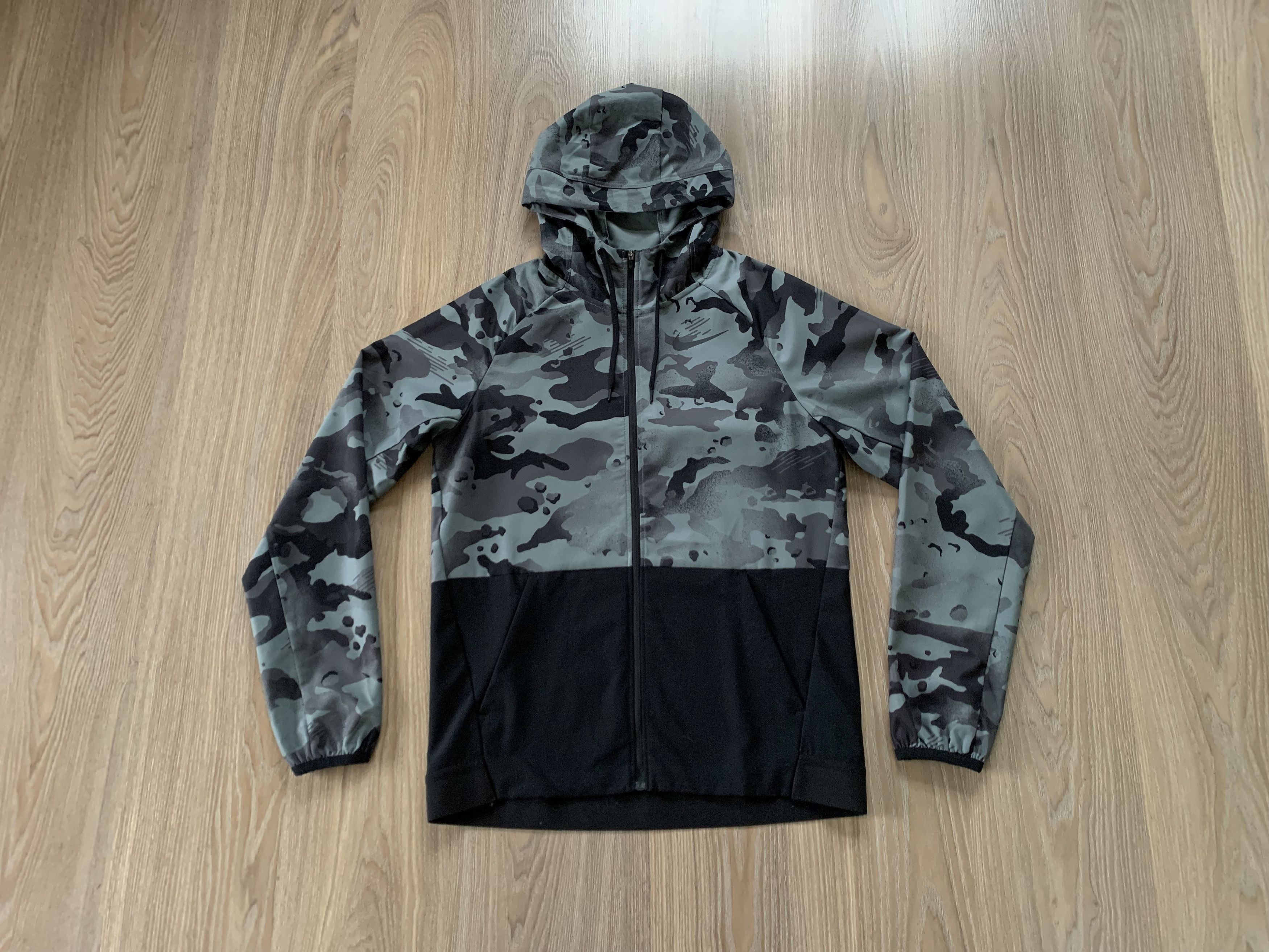 Nike Nike Pro Dri Fit Camo Zip Hoodie Size US S / EU 44-46 / 1 - 1 Thumbnail