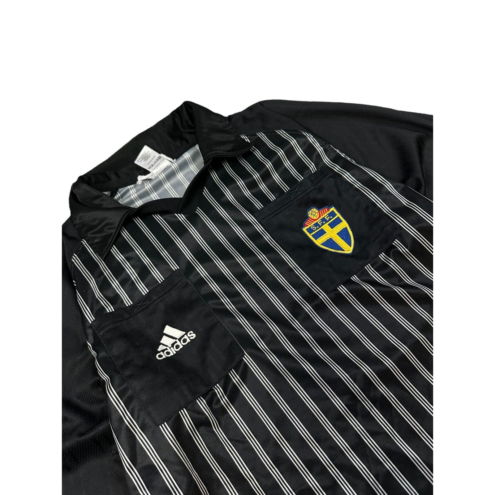 Adidas Sweden Vintage Referee Adidas Jersey Size US L / EU 52-54 / 3 - 3 Thumbnail