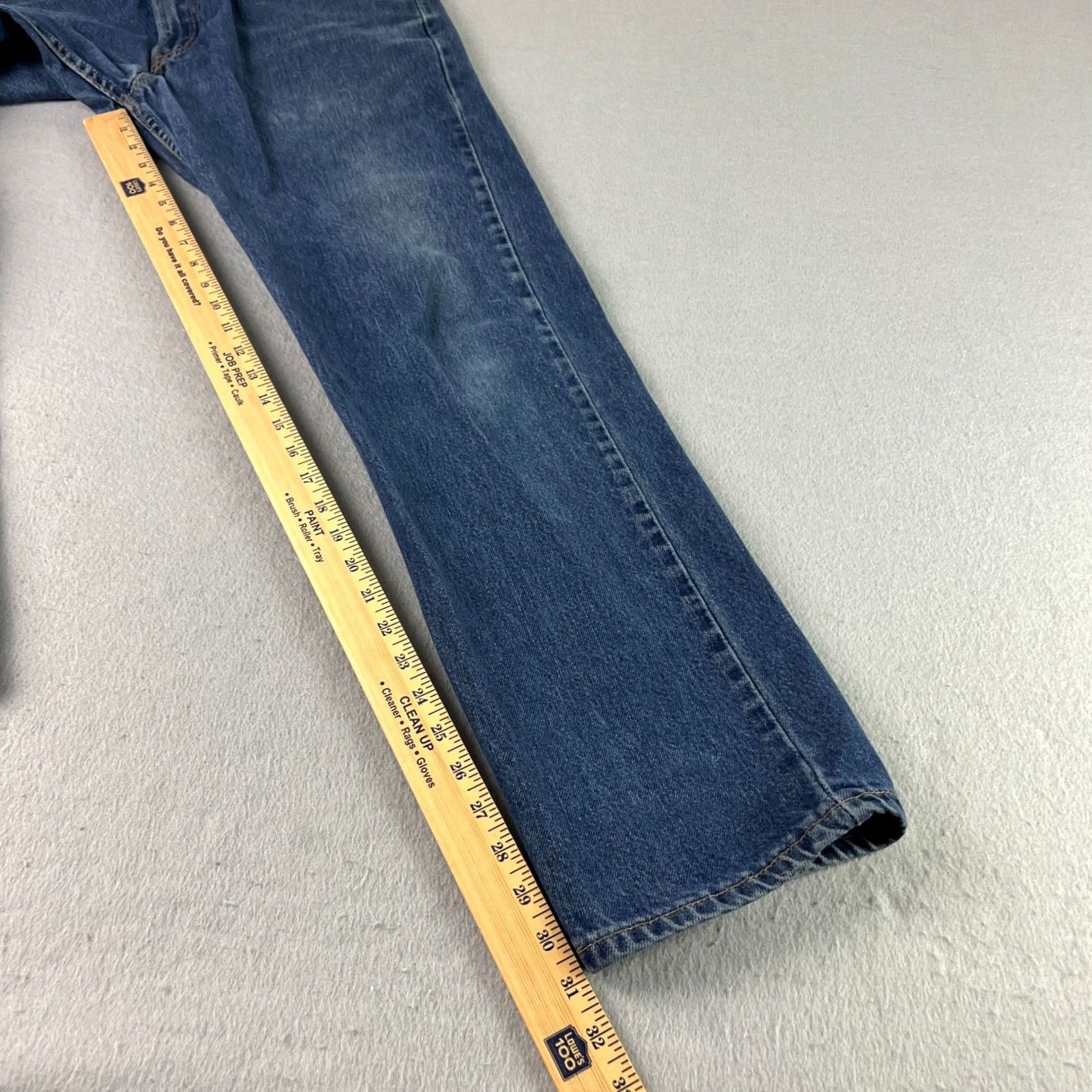 Levi's VINTAGE Levi's Jeans Mens 34x32 32x31 Blue 505 Straight Leg Medium Wash Y2K Denim Regular Size US 34 / EU 50 - 7 Thumbnail