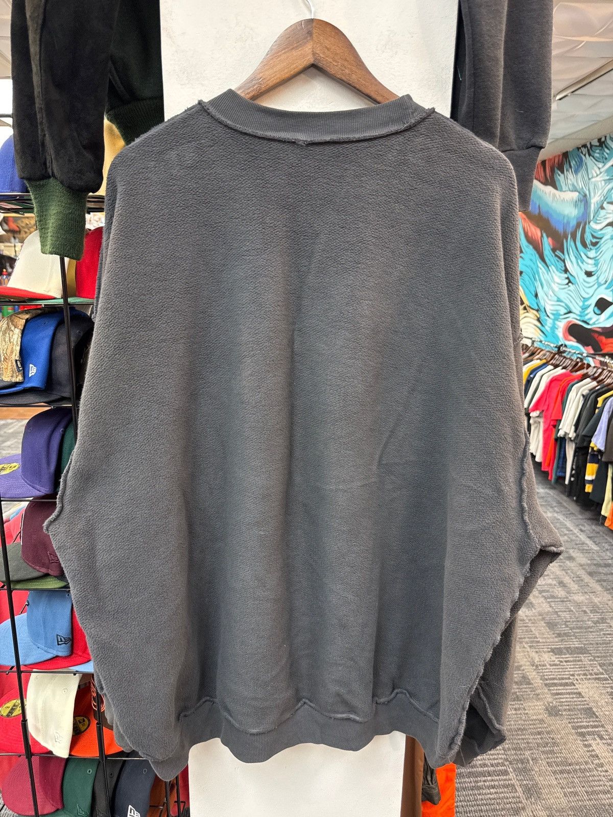 The GV Gallery GV Air Raspberry Crewneck Size US XL / EU 56 / 4 - 2 Thumbnail