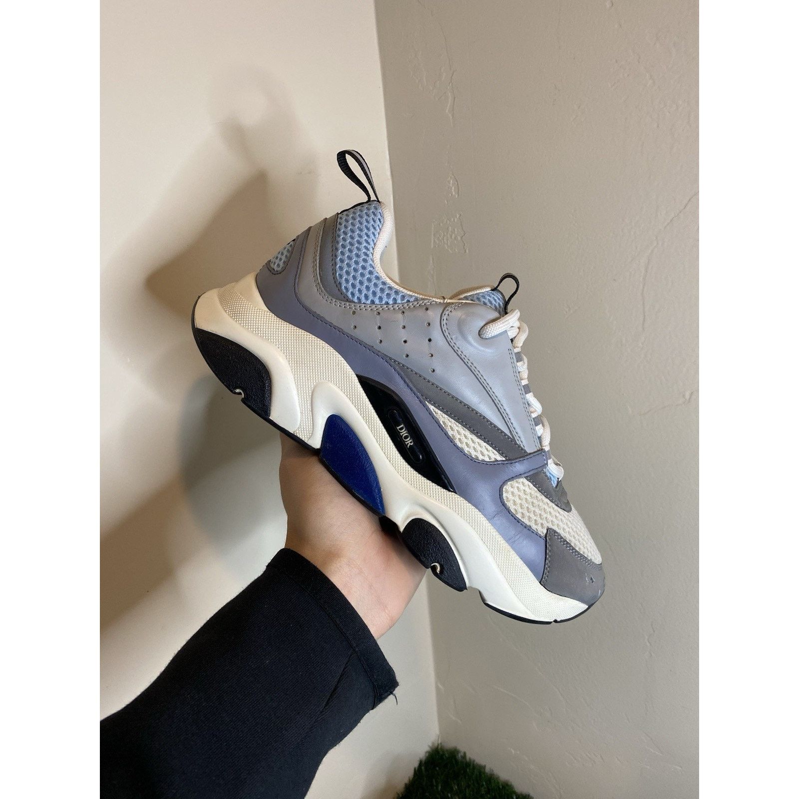 Dior Dior B22 ‘White Blue’| Size 39 EU ( 6 US ) Size US 6 / EU 39 - 2 Thumbnail