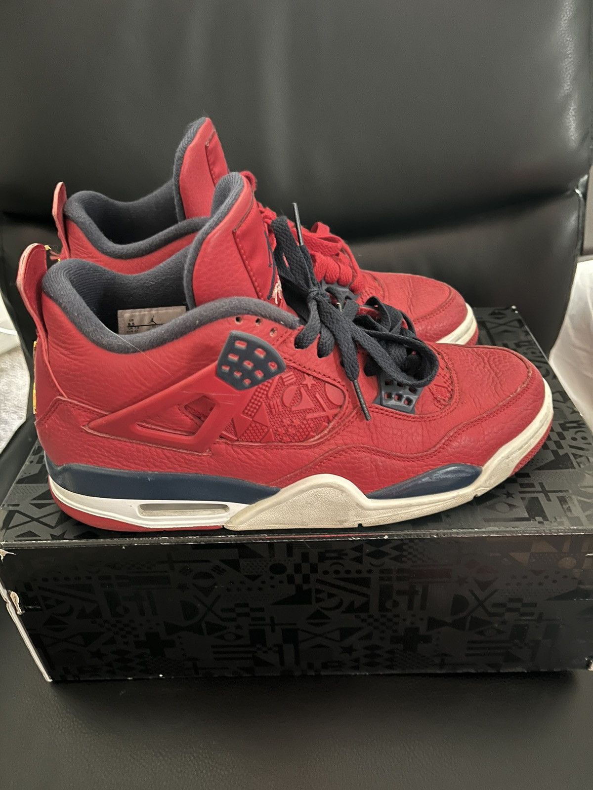 Jordan Brand Jordan 4 Retro FIBA (2019) Size US 8.5 / EU 41-42 - 4 Thumbnail