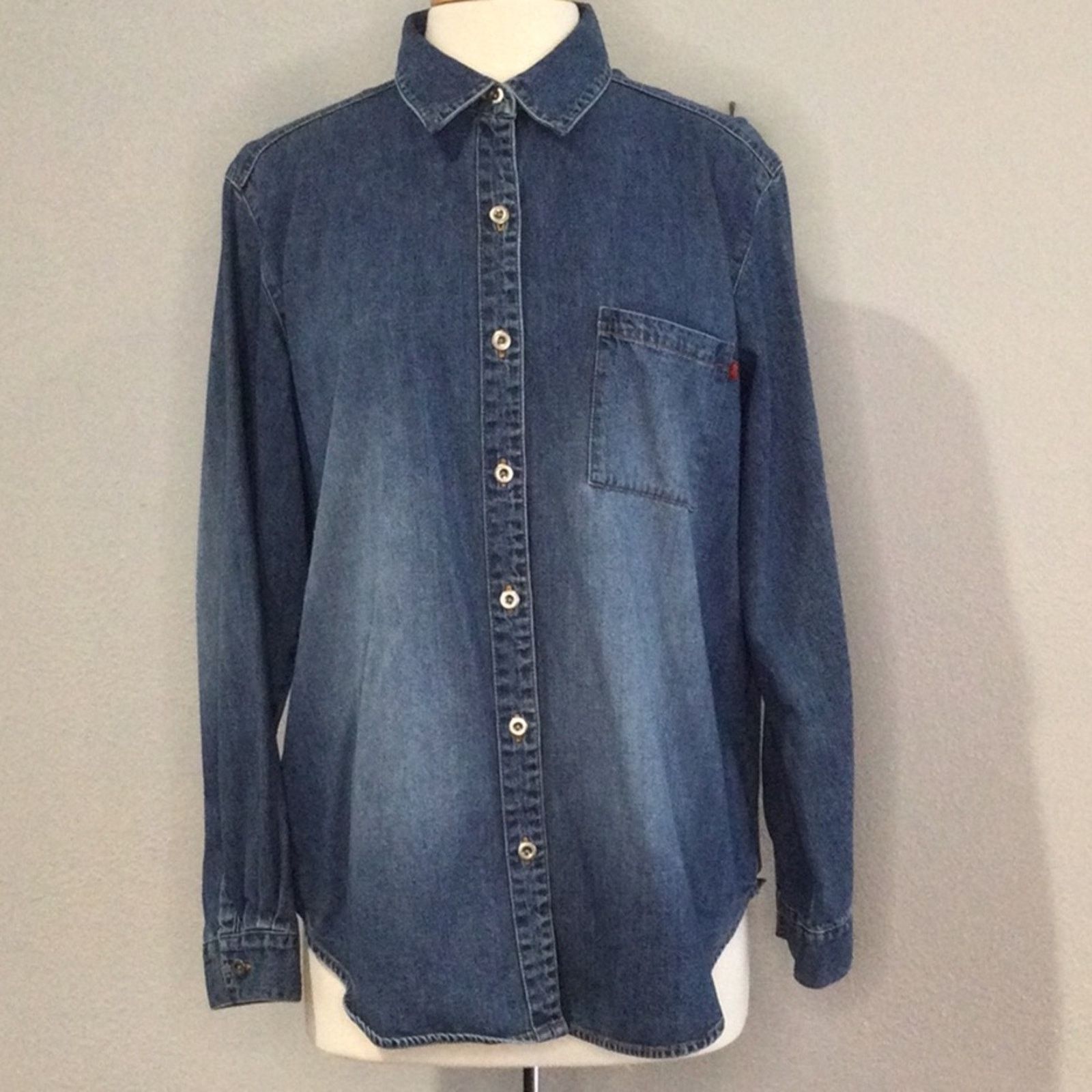 Chicos Chico’s Denim Pocket Full Button Front Shirt Size 2/L/12 Size L / US 10 / IT 46 - 1 Thumbnail